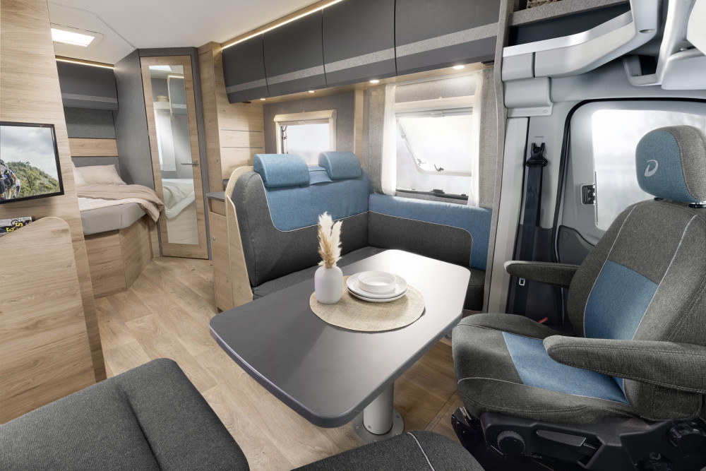 McRent Compact Plus Sunrise Holidays New Zealand mcrent-compact-plus-sunrise-holidays-new-zealand