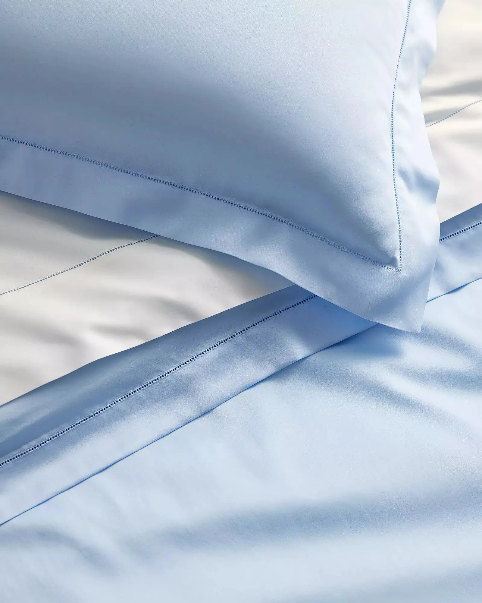 Bedding-Sutton-Sateen-Hemstitch-Sheets-Set-x0105_CV1.jpg