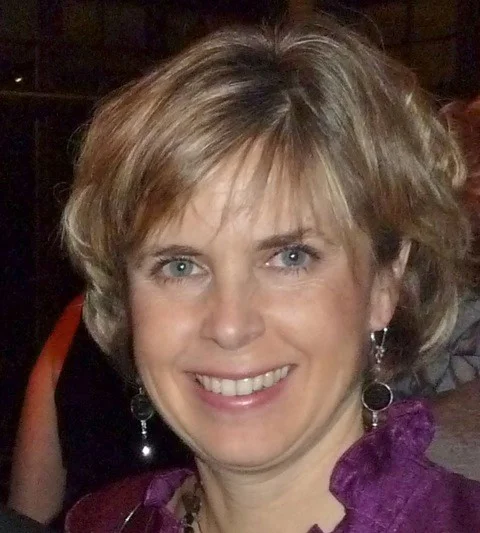 Sarah Uffelmann.jpg