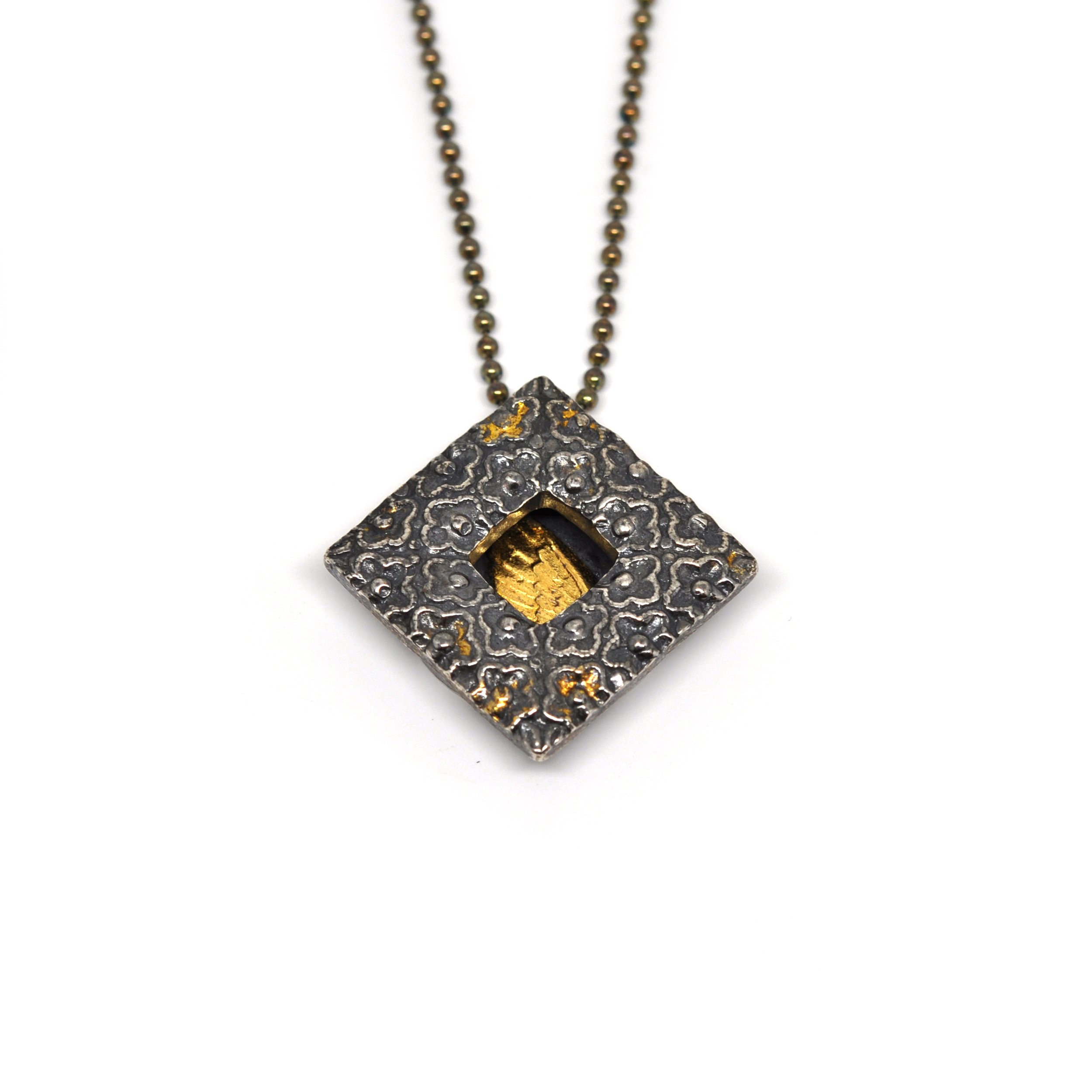 MEMENTO MORI: A MODERN RELIQUARY #3