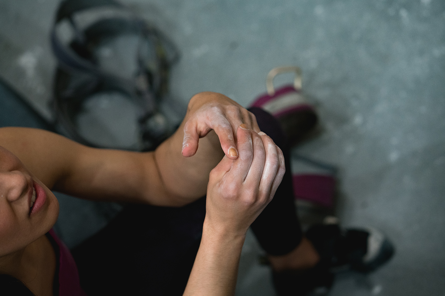 Above: athlete Isabella Rojas takes a pause between climbing. Brooklyn Boulders, NY. Photo: Michael A. Estrada, @noyekim