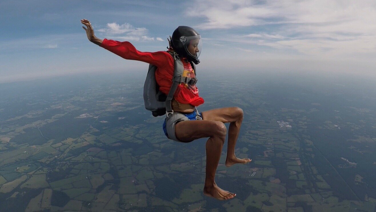 Naked Girl Goes Skydiving