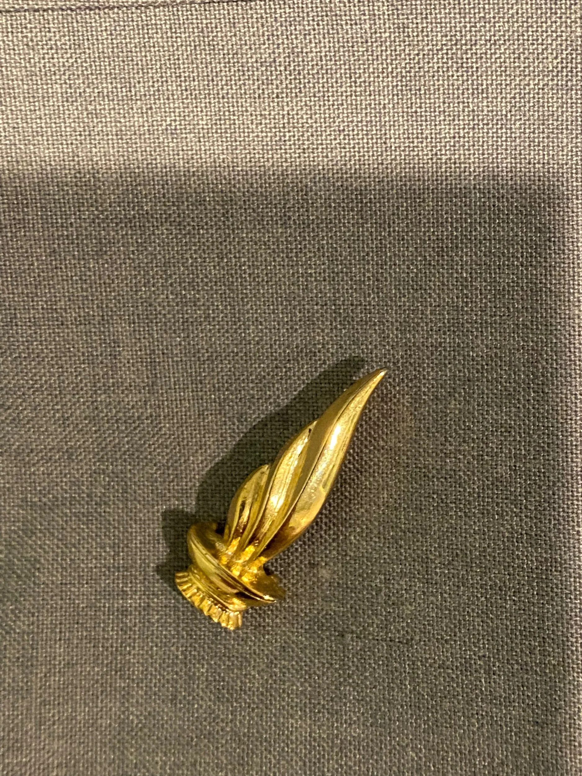 6239C319-B6DC-4613-B72D-0F59E768D236