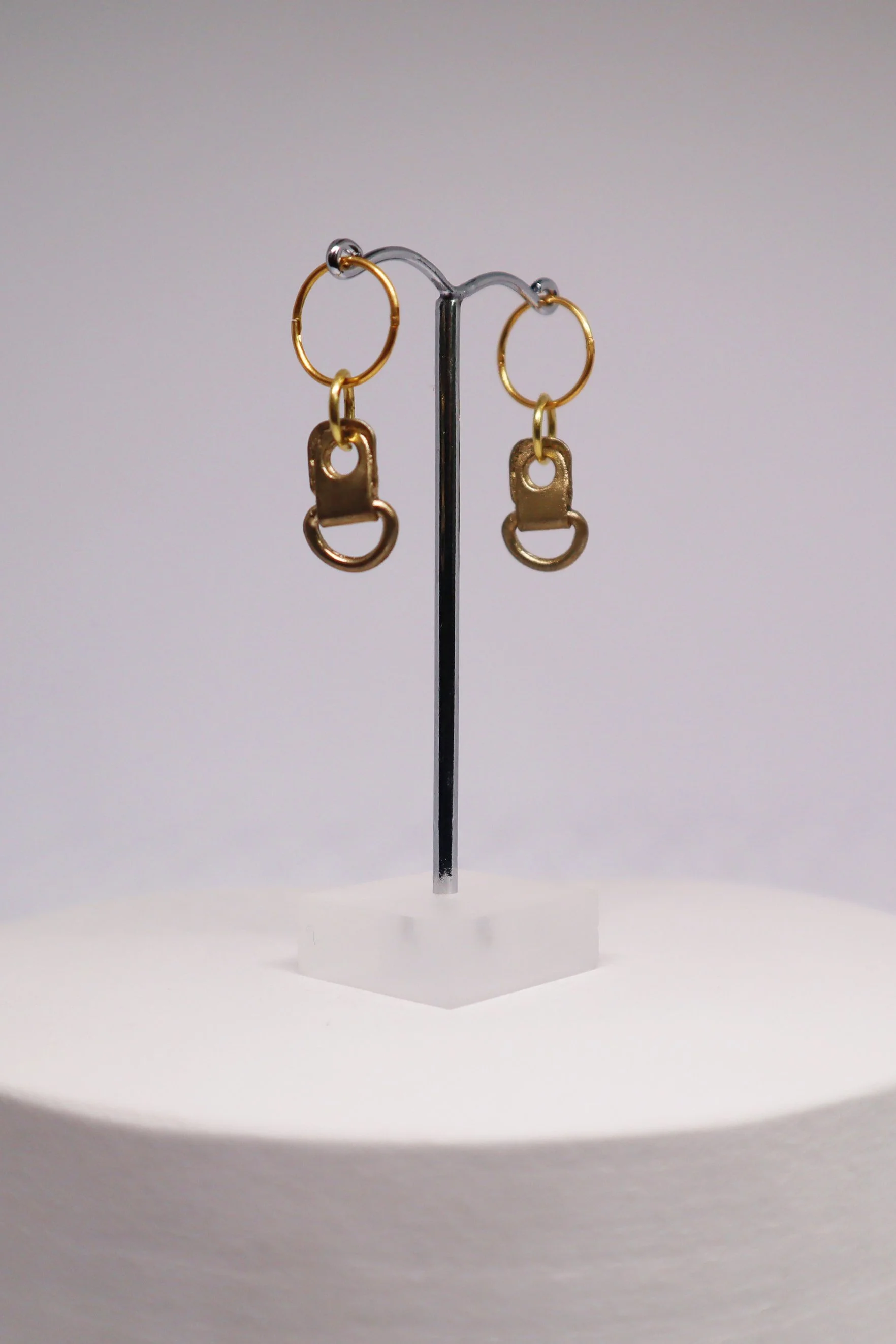 Dearrings-Brass-SideView1-SeanMcDowell.jpg