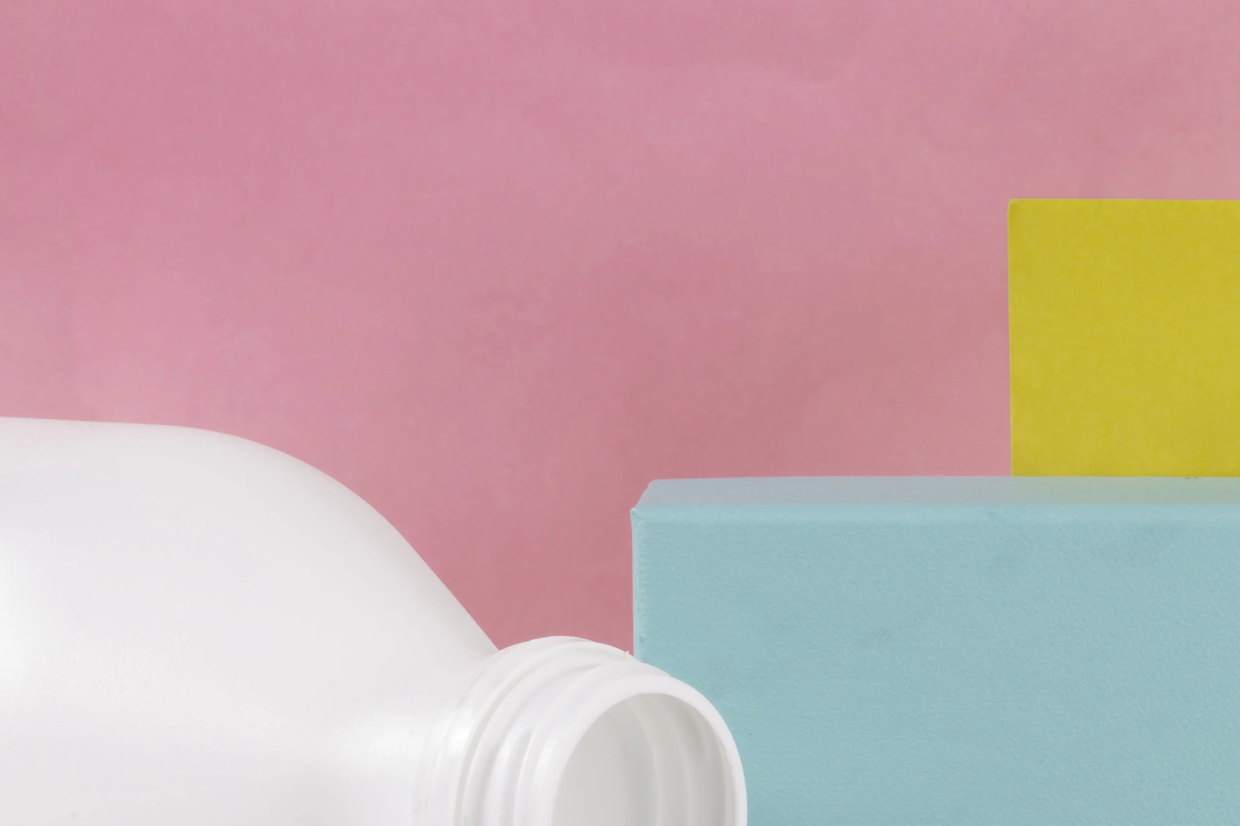 _MG_5336_ACG_untitled image_2017_tri-color-yogurt-bottle.jpg
