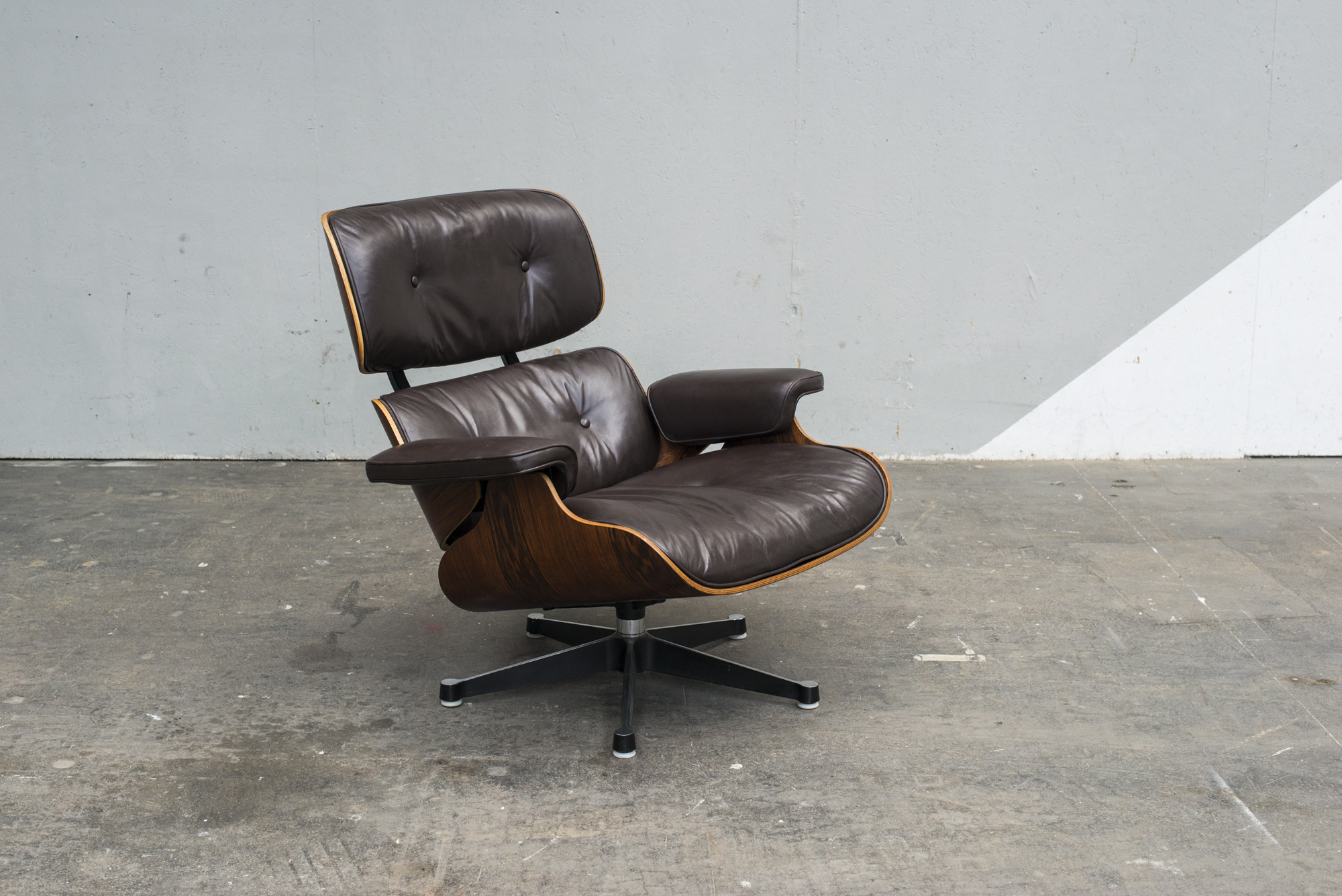 Eames lounge chair