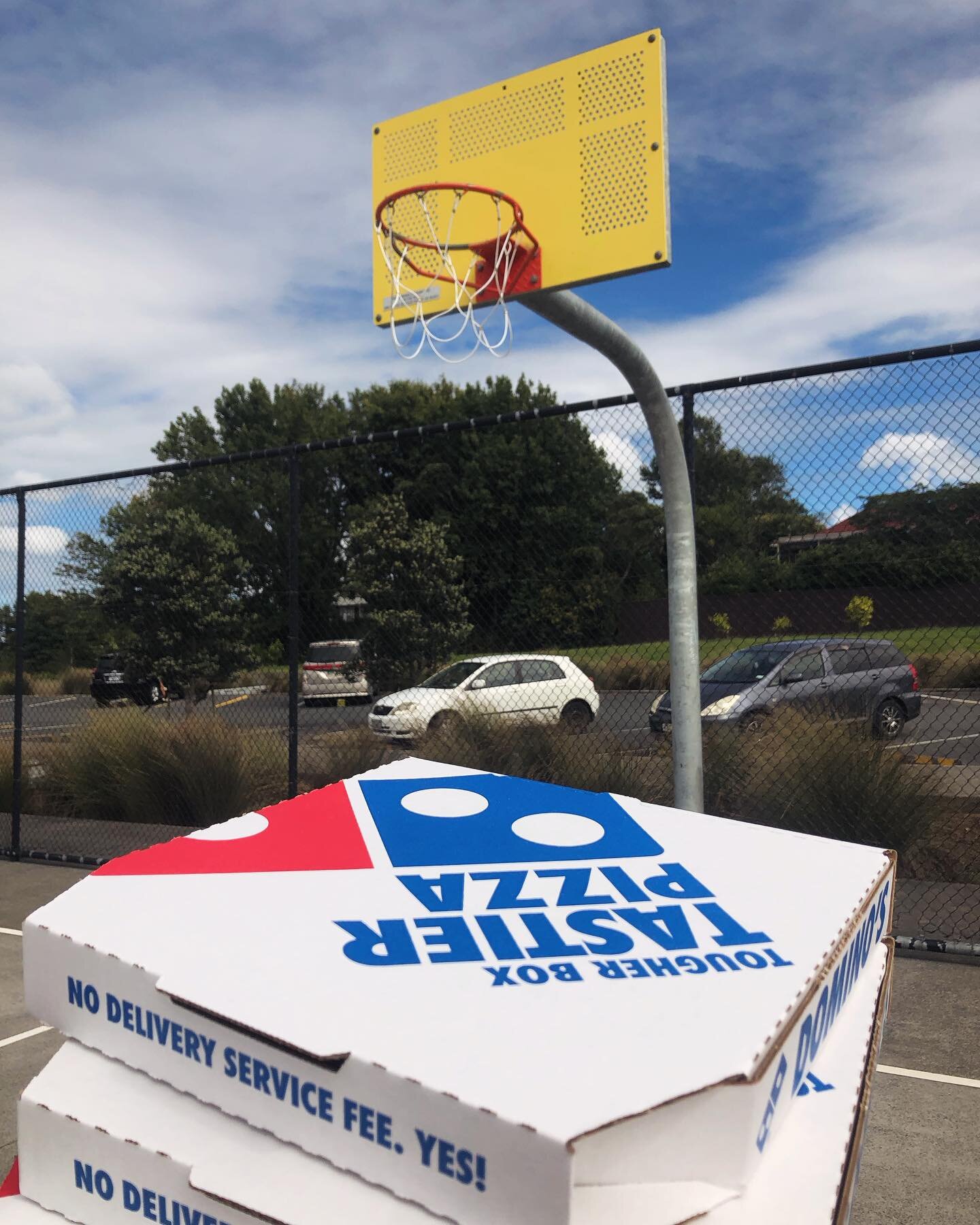 Attention all Massey Youth!! Sports on the courts is happening up at Royal Reserve from 4pm - 5.30pm today. Come on down for some Pizza and Basketball. 🍕🏀🙌

#Sportsonthecourts #MCT #youthhangout