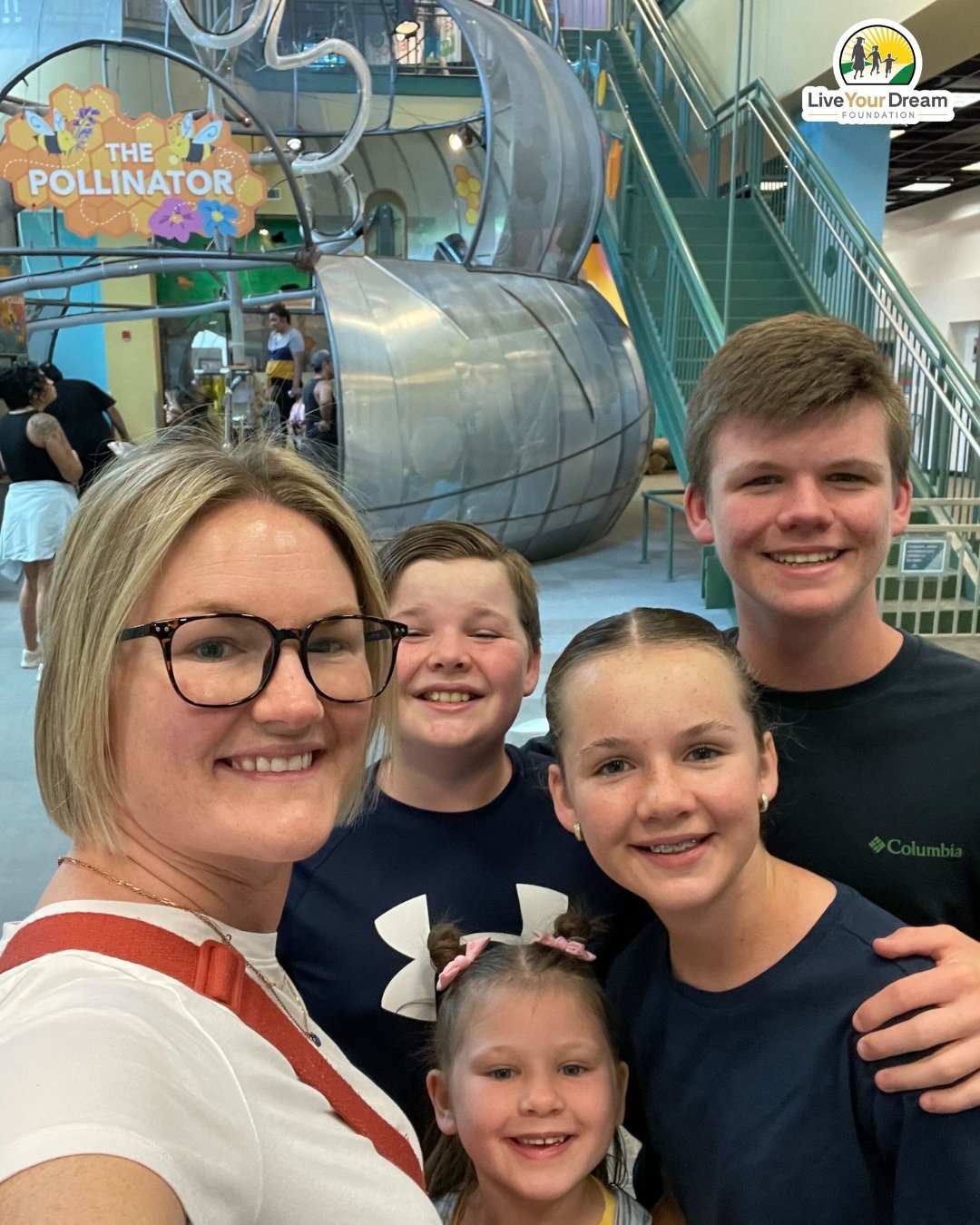 We would like to extend a heartfelt thank you to @bestseatslc for providing an incredible opportunity for our Live Your Dream Family to visit @discoverygateway.

This experience offered a much-needed break for our families and a chance to enjoy meani