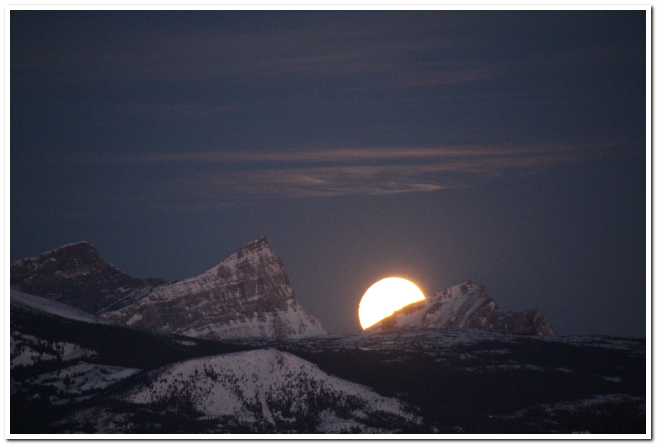 Moonset over Gable