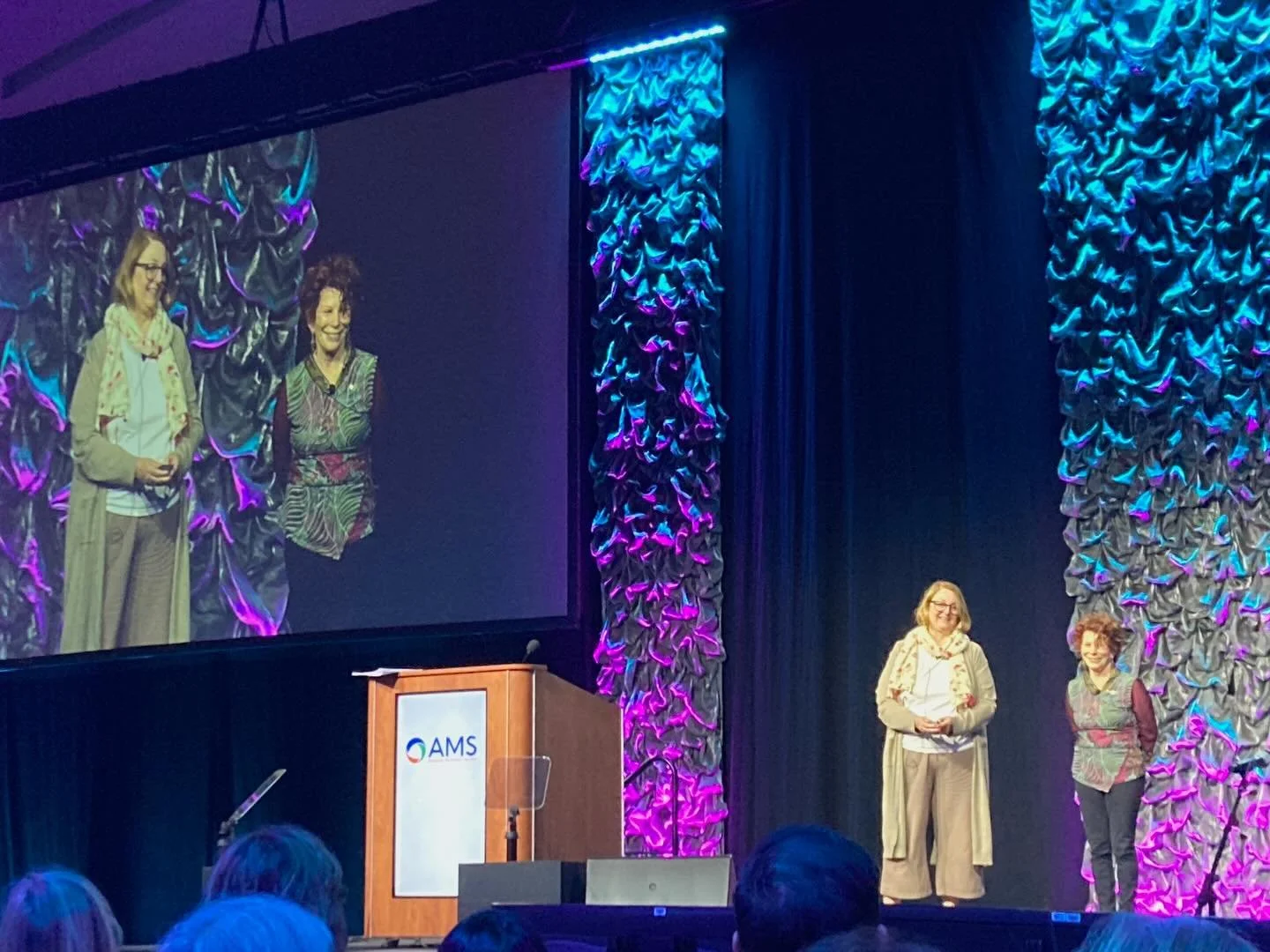 Introducing Montessori Voices at TME is @Montessori_mettc&rsquo;s own @rhbreiman. Hi Robyn!!