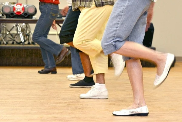 Line-Dancing-feet.jpg