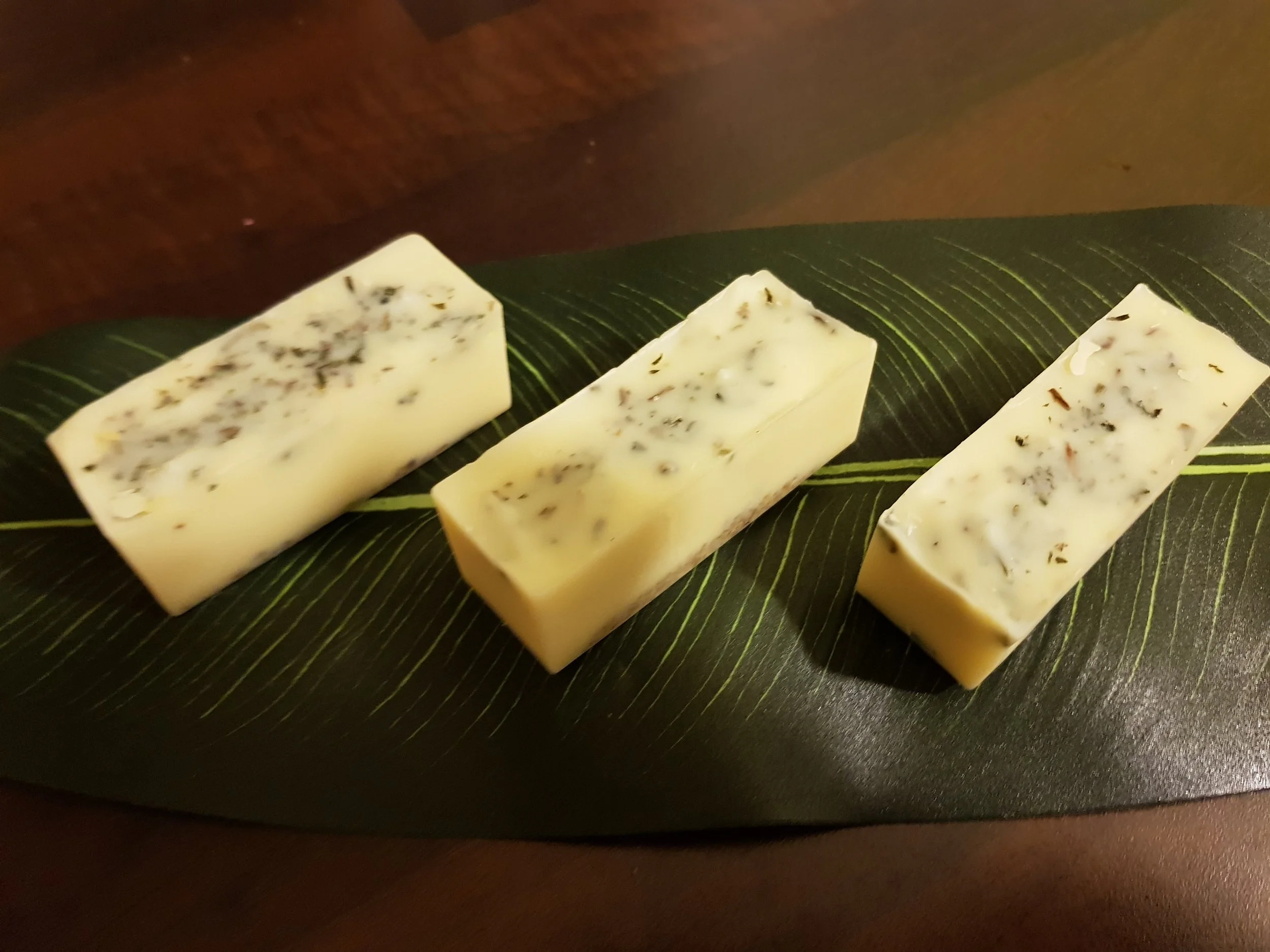 Organic Thai Stick Lemon Tea Tree Body Scrub Bar (Handmade)