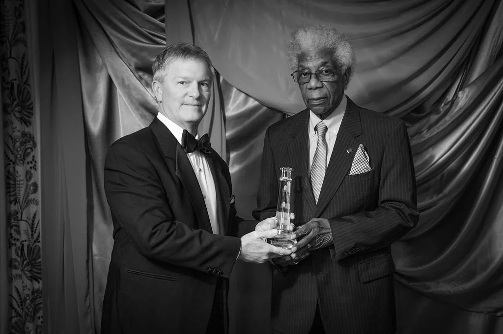 Earl Campbell_Charles_BW2.jpg