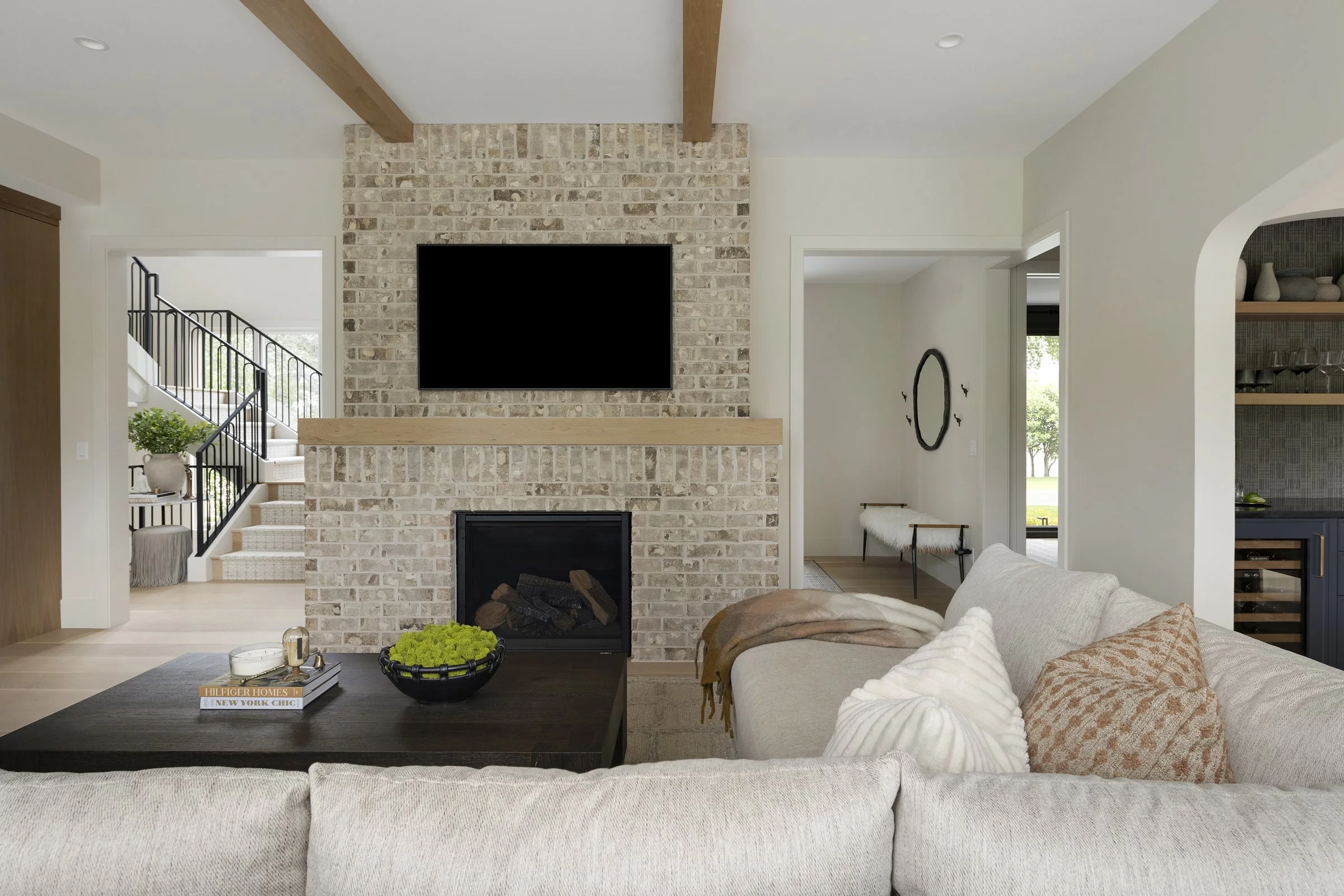 AHT + Superior + Andrea & Co - Chantrey Rd - 002.jpg