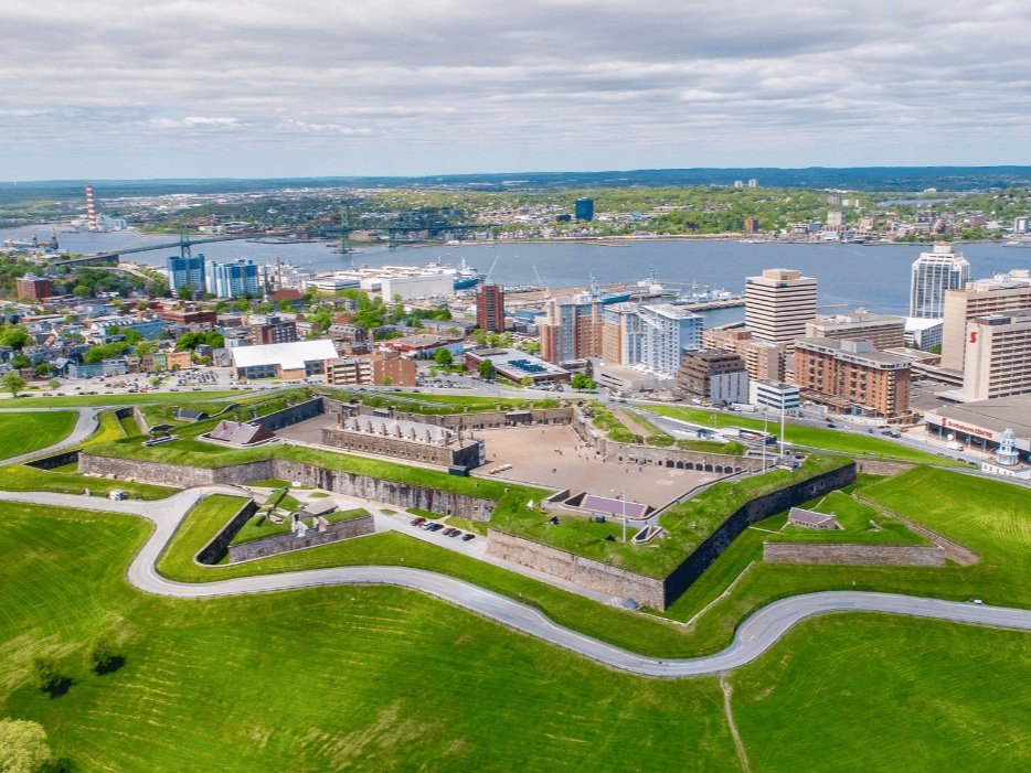 Halifax (NS)