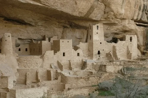 Archaeology ● USA.