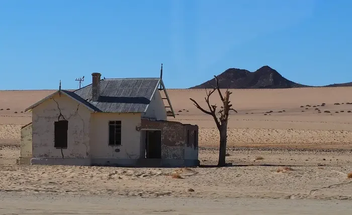 Ghost Towns ● Africa + Middle East.