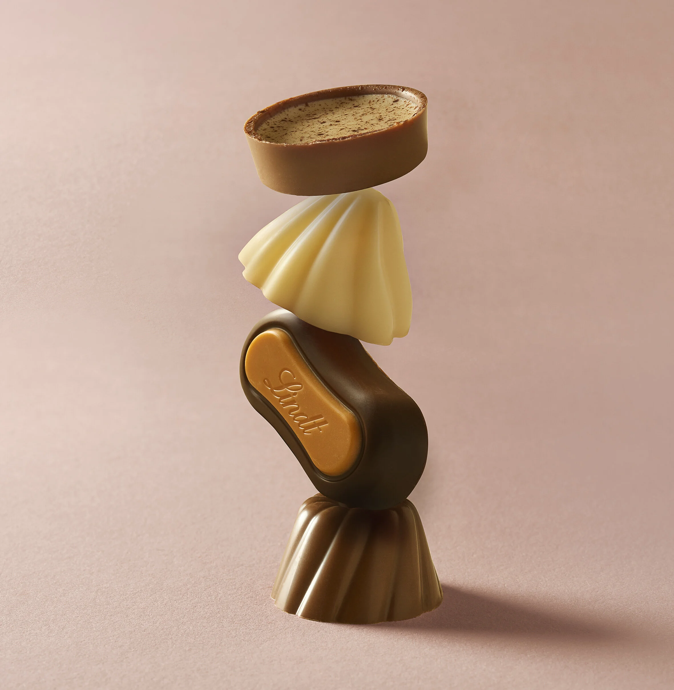 Lindt_11_05_20_13601-final 4 stack creation_crop.jpg