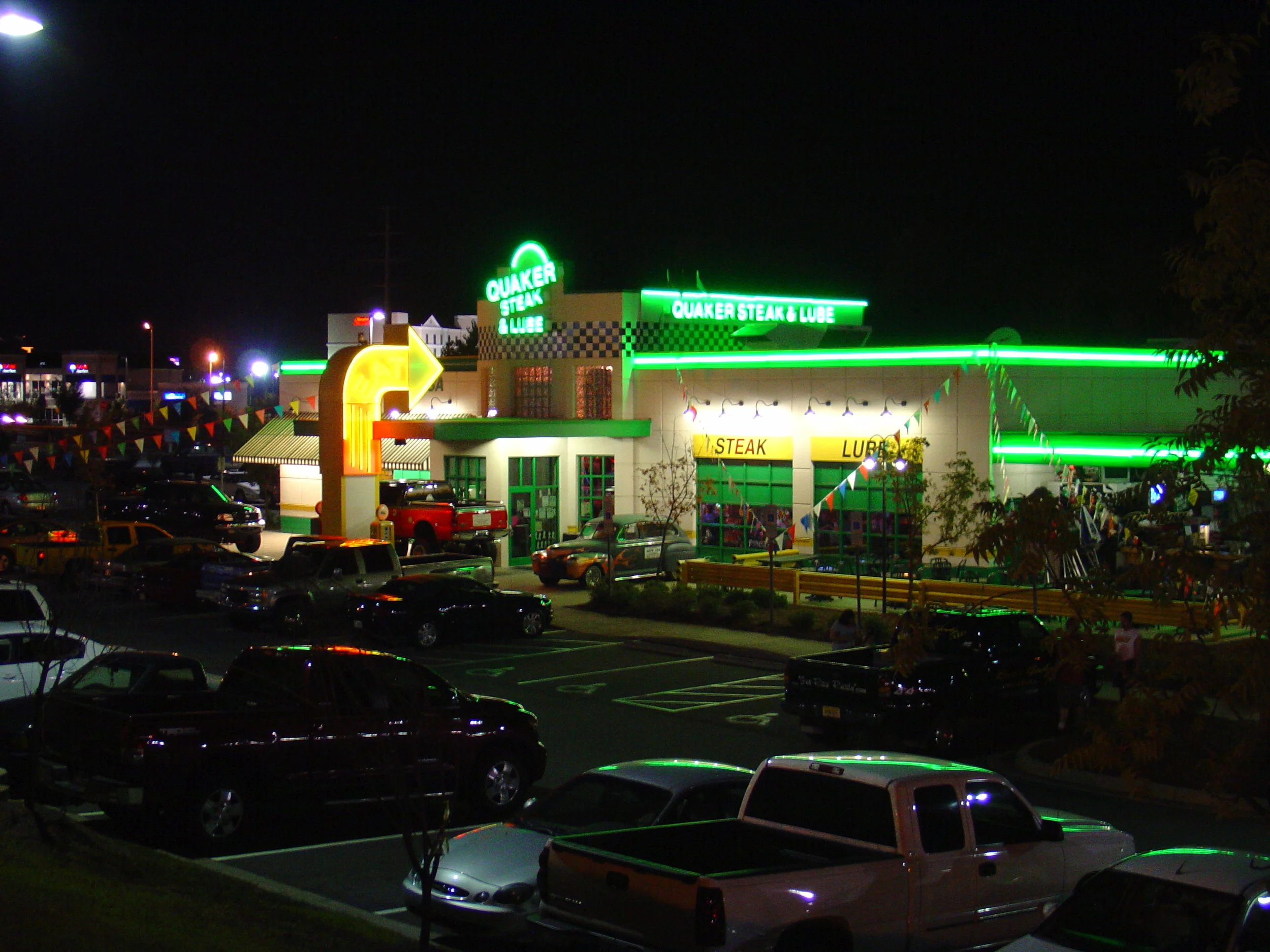 QuakerSteak-1.JPG