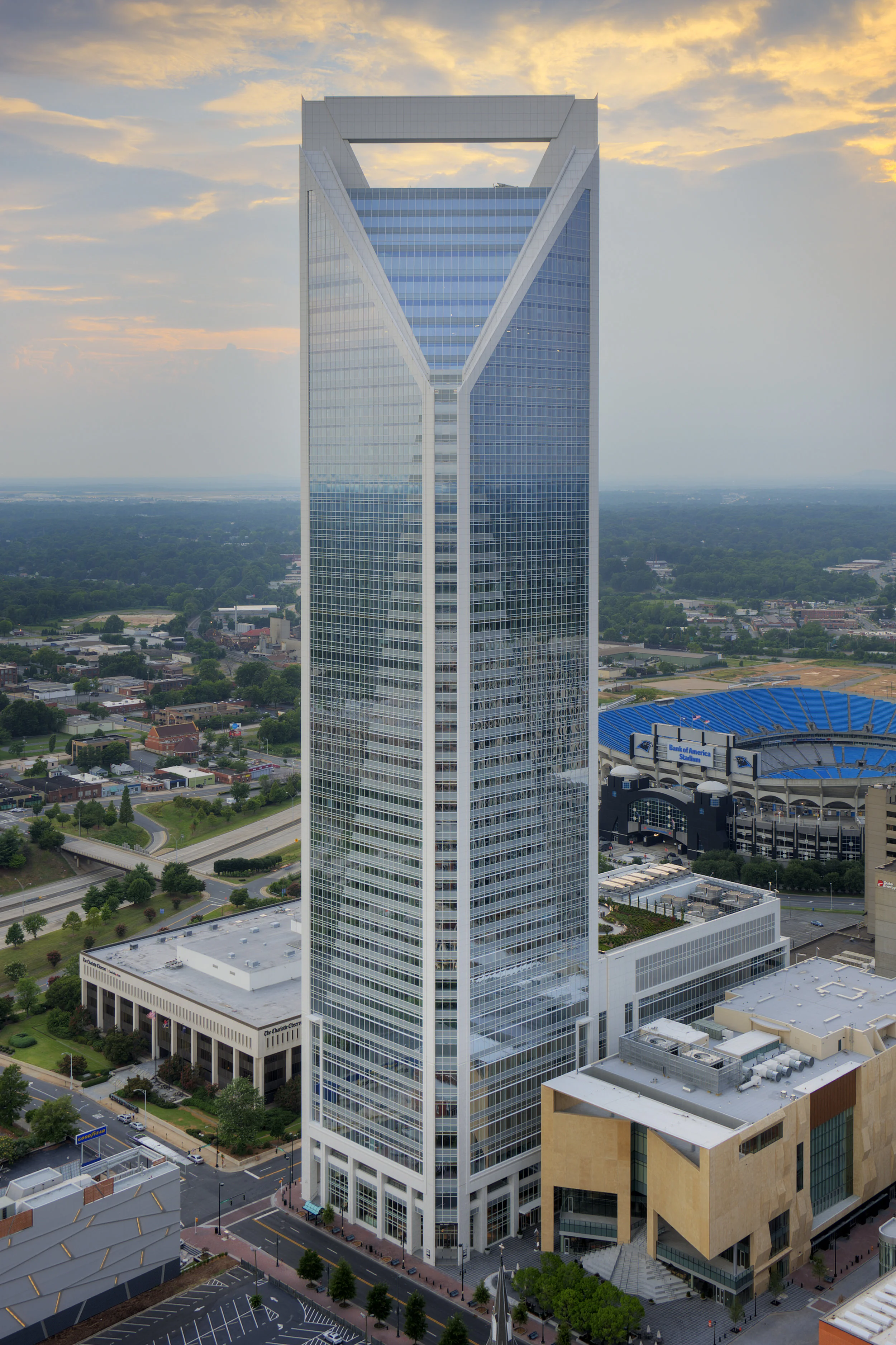 Duke Energy Center, LEED Platinum Tower 