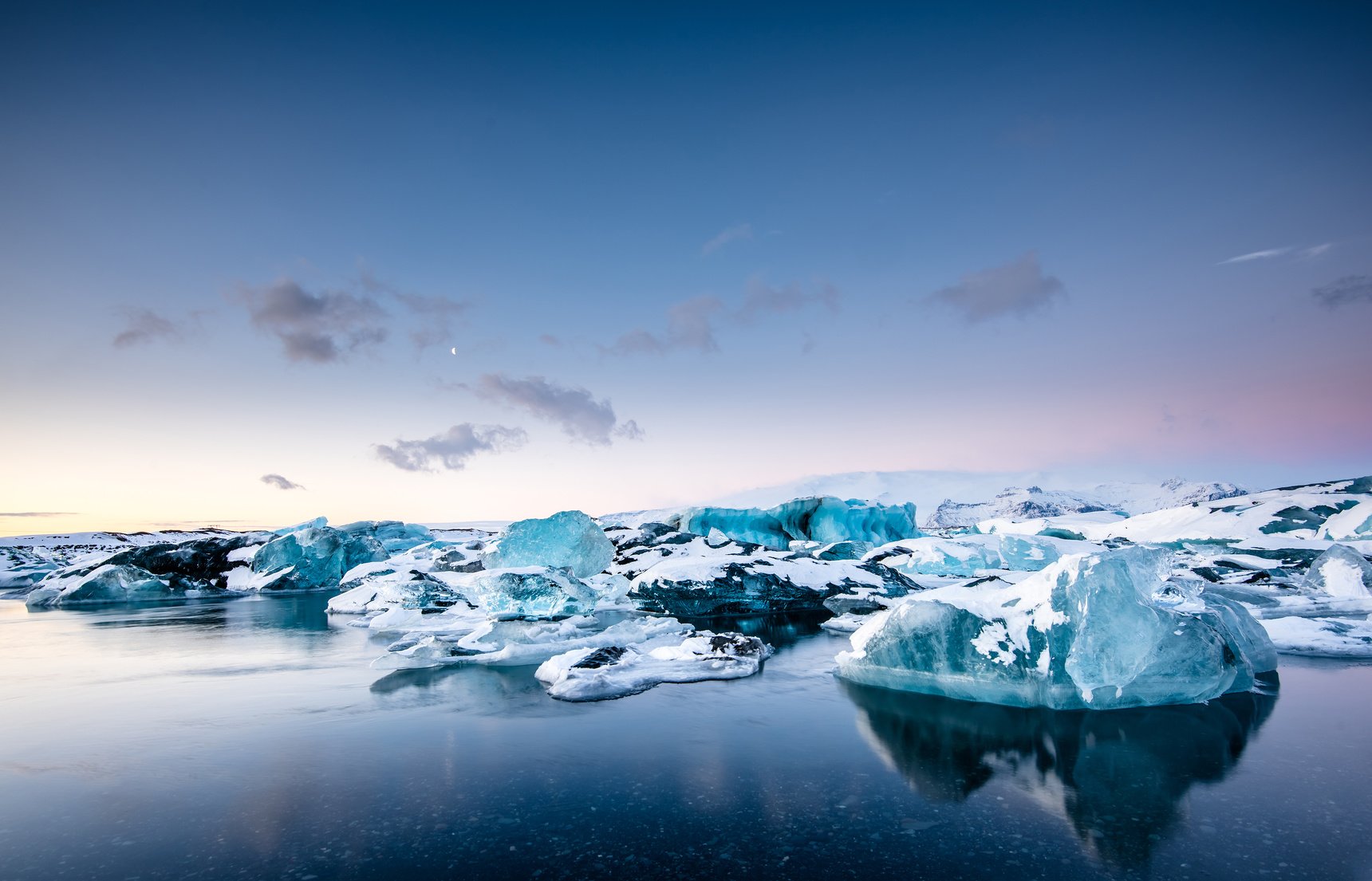 jokulsarlon-glacier-lagoon-iceland-travel-reykjavik - Snaeland 4.26.jpg