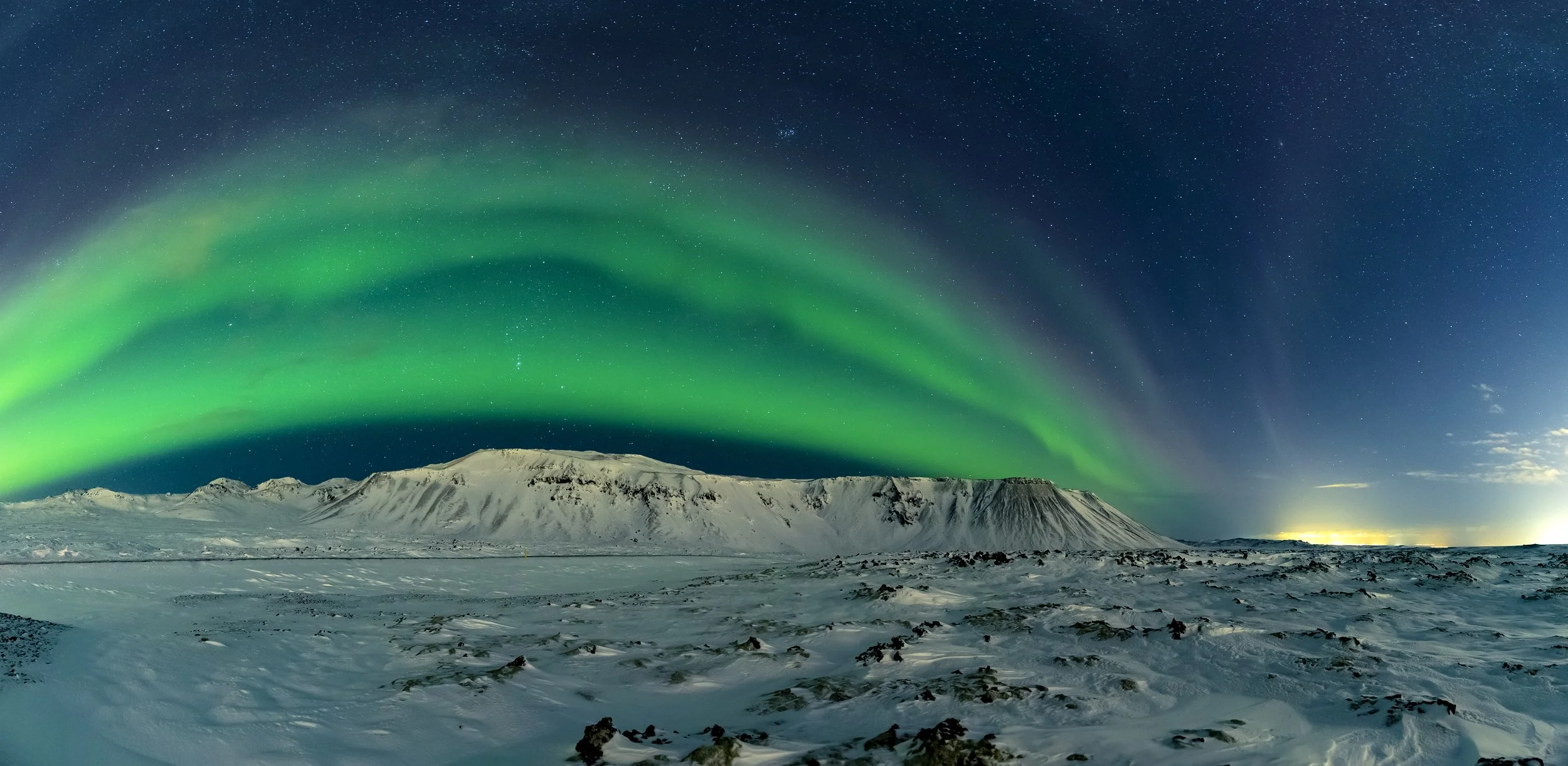northern-lights-mountain-winter-iceland - Snaeland 4.26.jpg