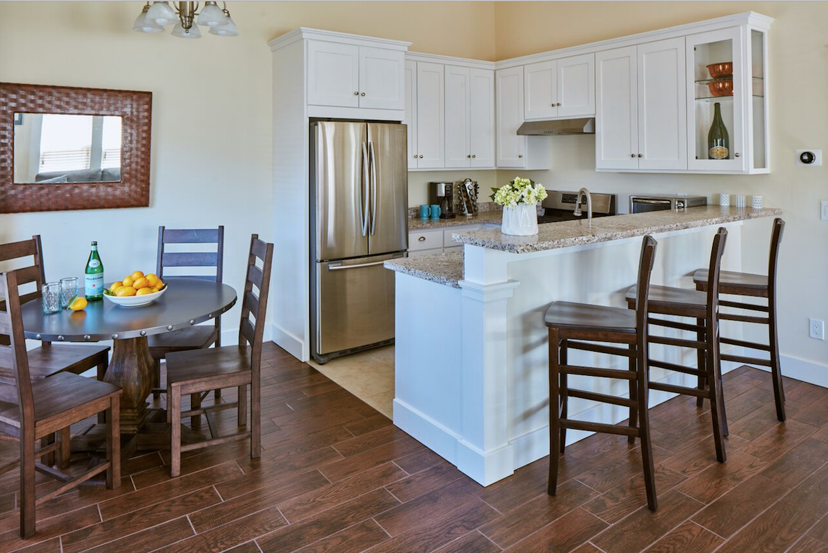 Cottage - Dining_Kitchen.png - Valette.10.25.png