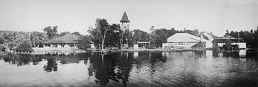 Wharton Studio panorama circa 1915.jpg