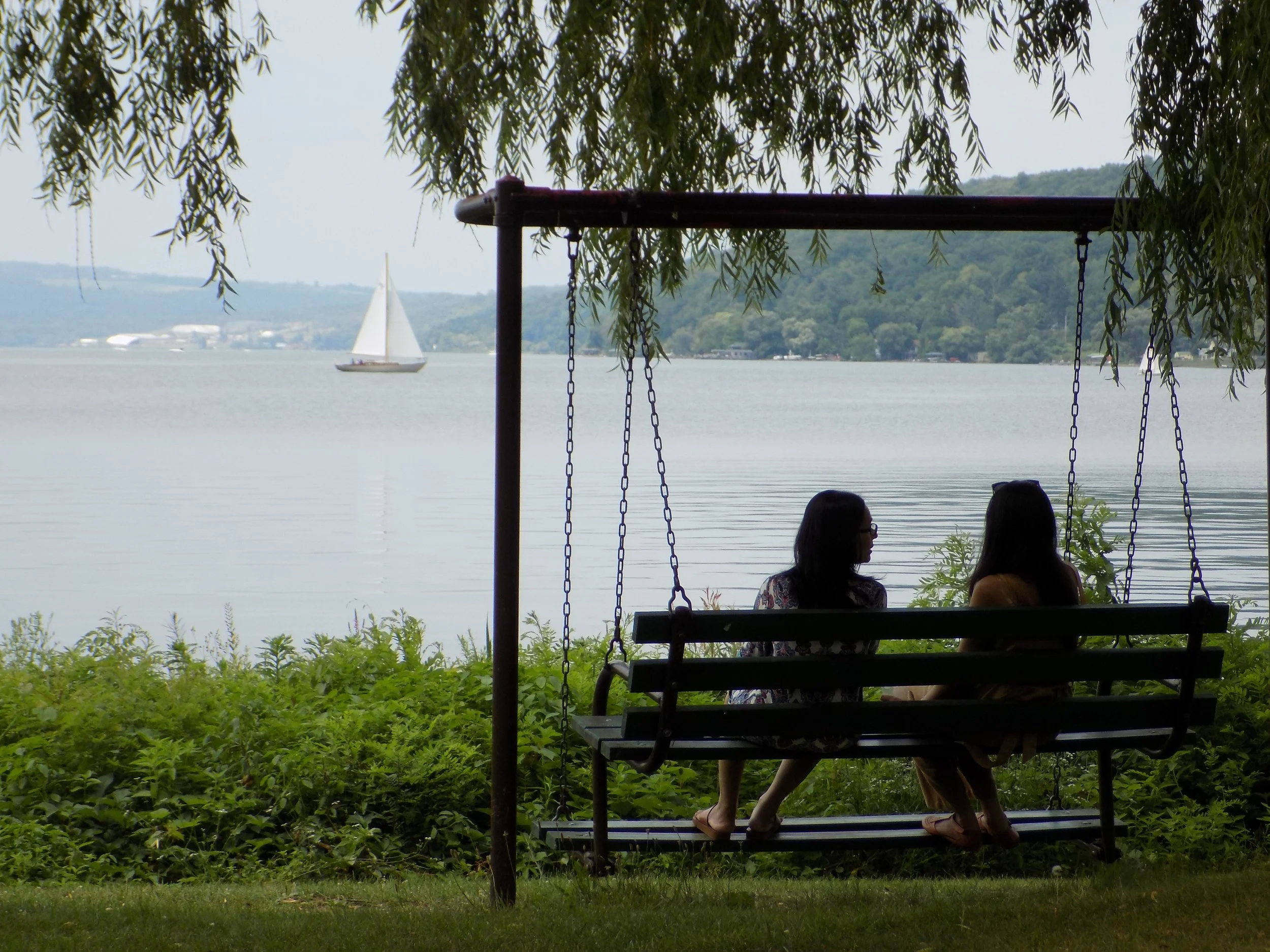 GLIDER / SWING BENCH