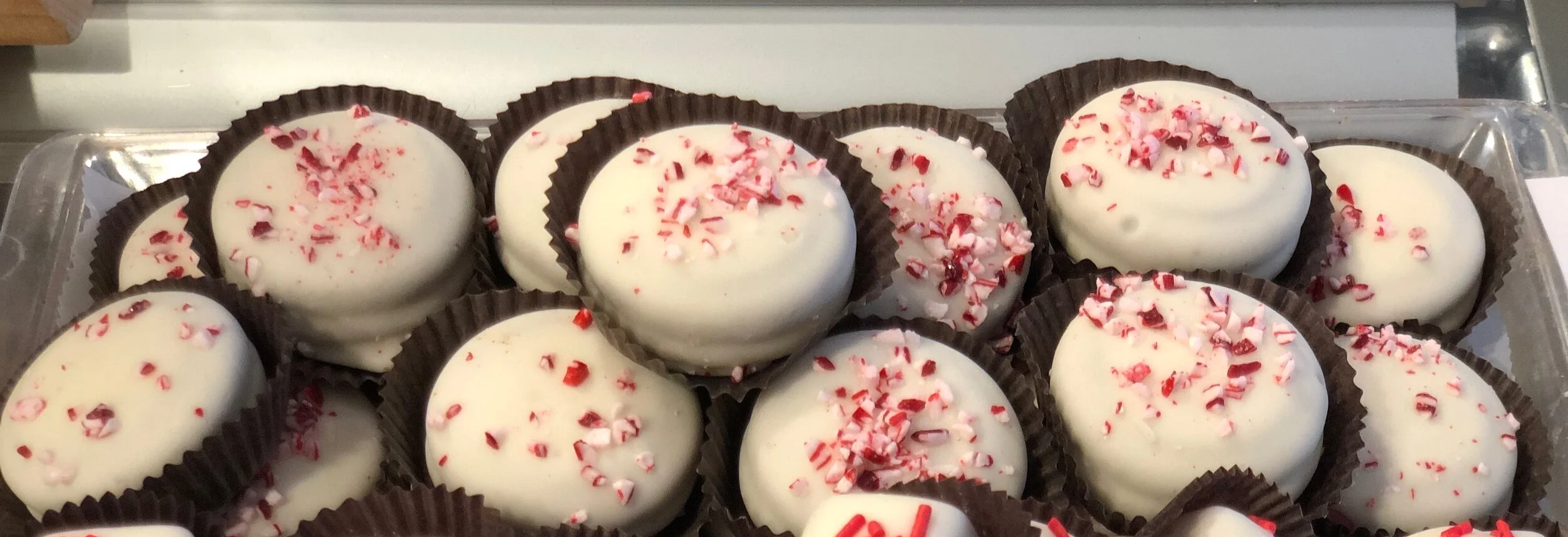 White Chocolate Peppermint Oreos  