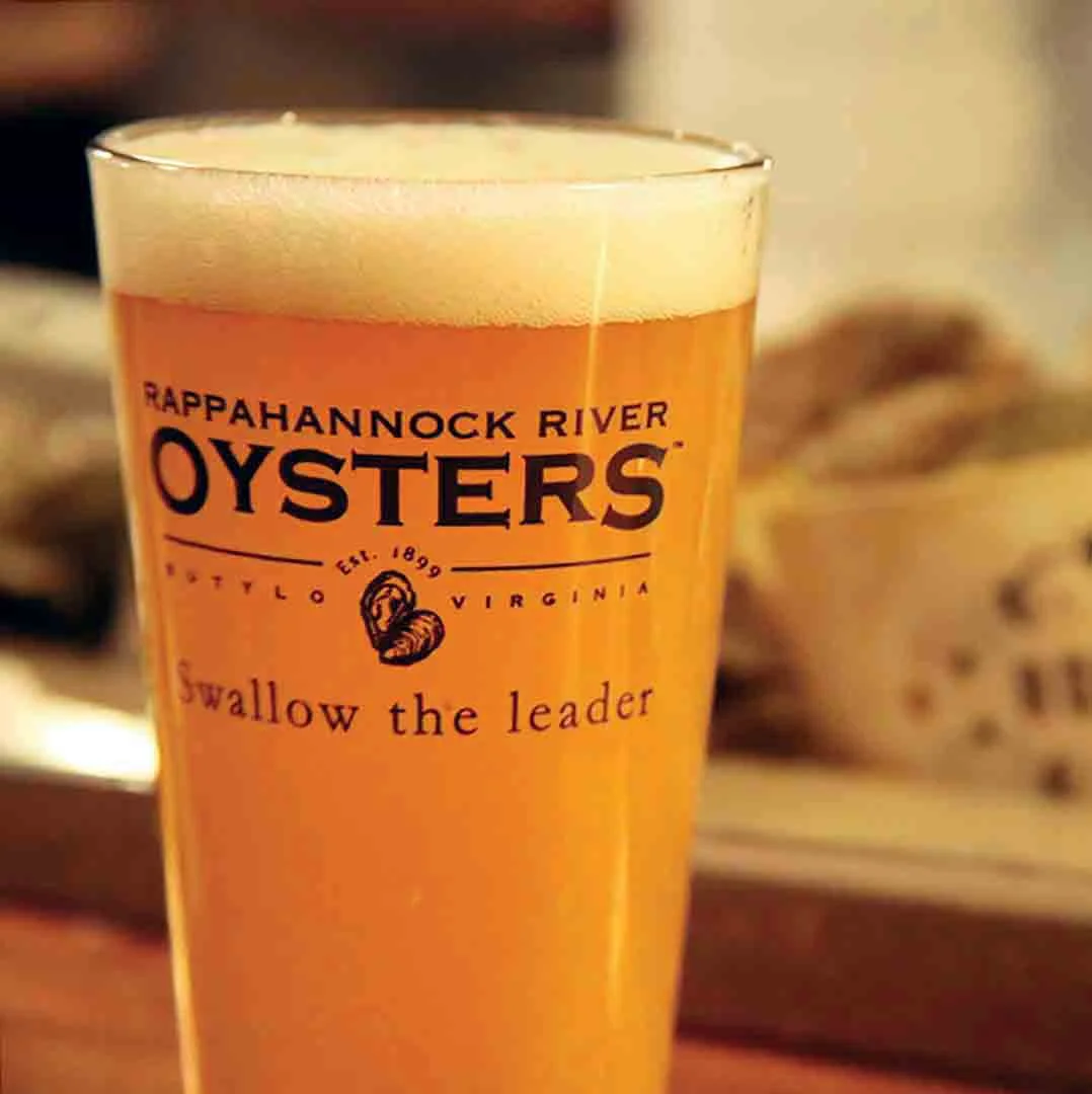 charleston-inside-out-rappahannock-oyster-bar-happy-hour.jpg