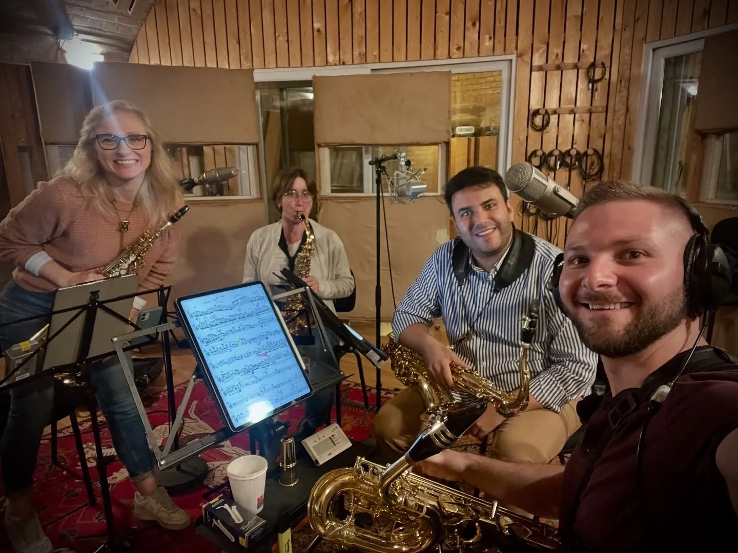 🎷✨ Big News! ✨🎷

After 10 years of music, friendship, and boundary-pushing collaboration, we&rsquo;re thrilled to announce that the Ensemble du Bout du Monde has just finished recording our debut album! This project is the culmination of a decade o