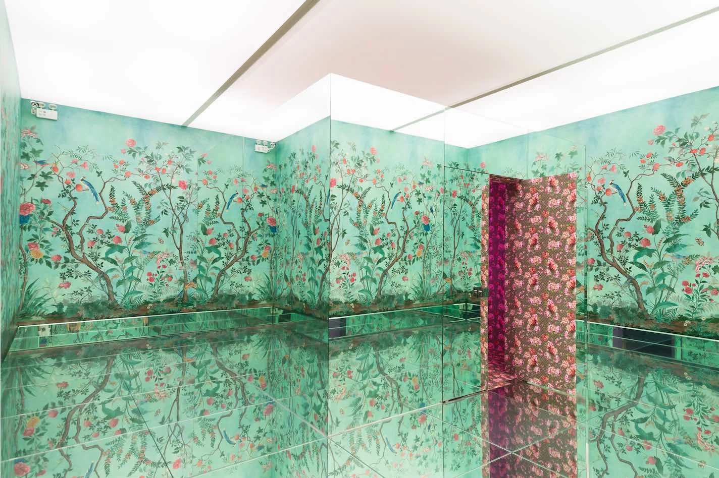 GUCCI EXHIBIT SHANGHAI