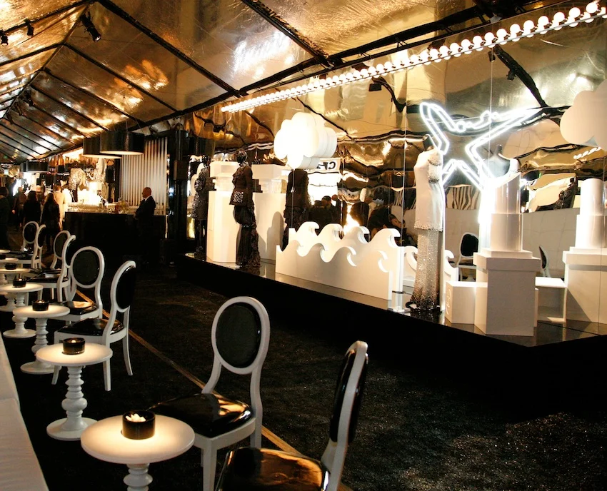 SBSTUDIO_INSTALLATION_CHANNEL_STORE_RELAUNCH_2009_2.jpg