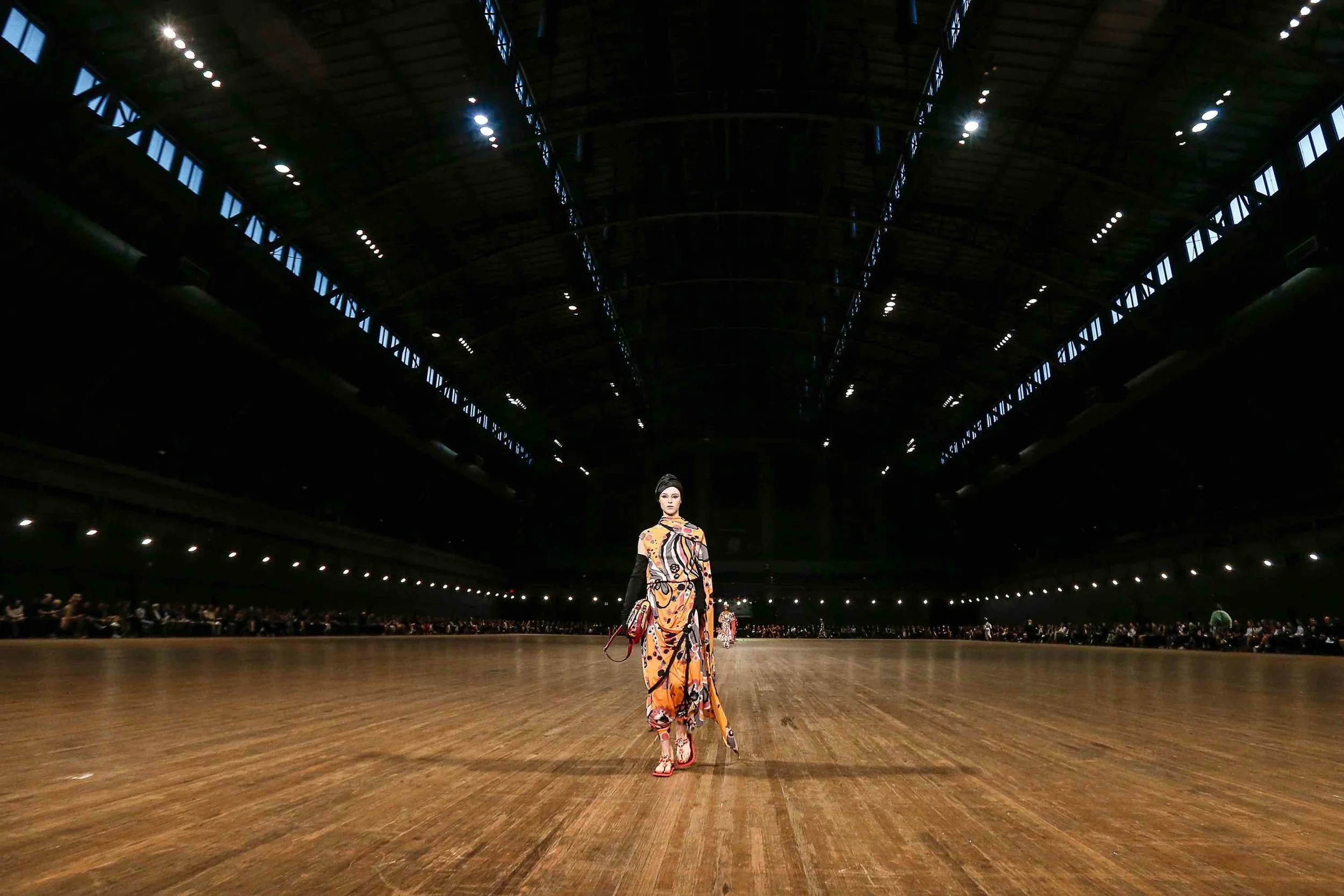 SBSTUDIO_FASHION_SHOW_MARC_JACOBS_SS_2018_1.jpg