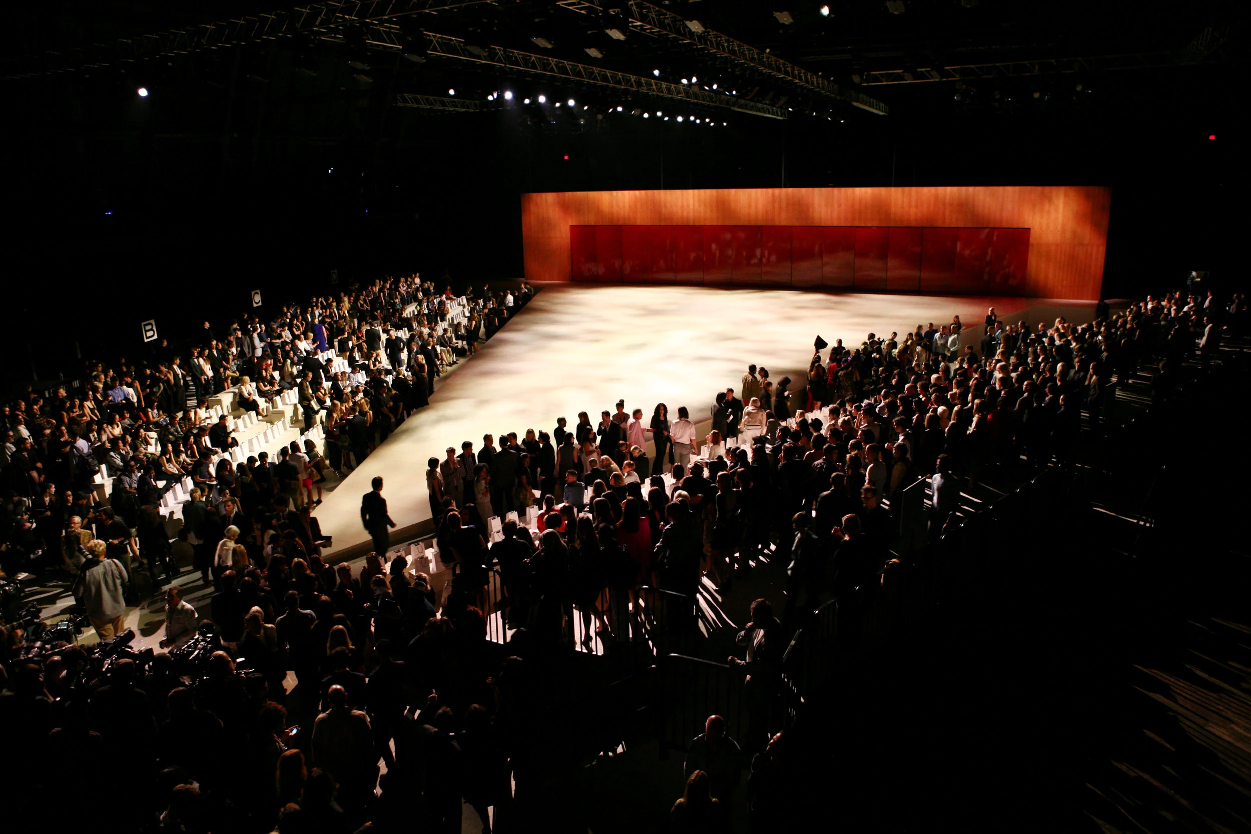 SBStudio_Fashion_Show_Marc_Jacobs_Spring_Summer_2013.jpg