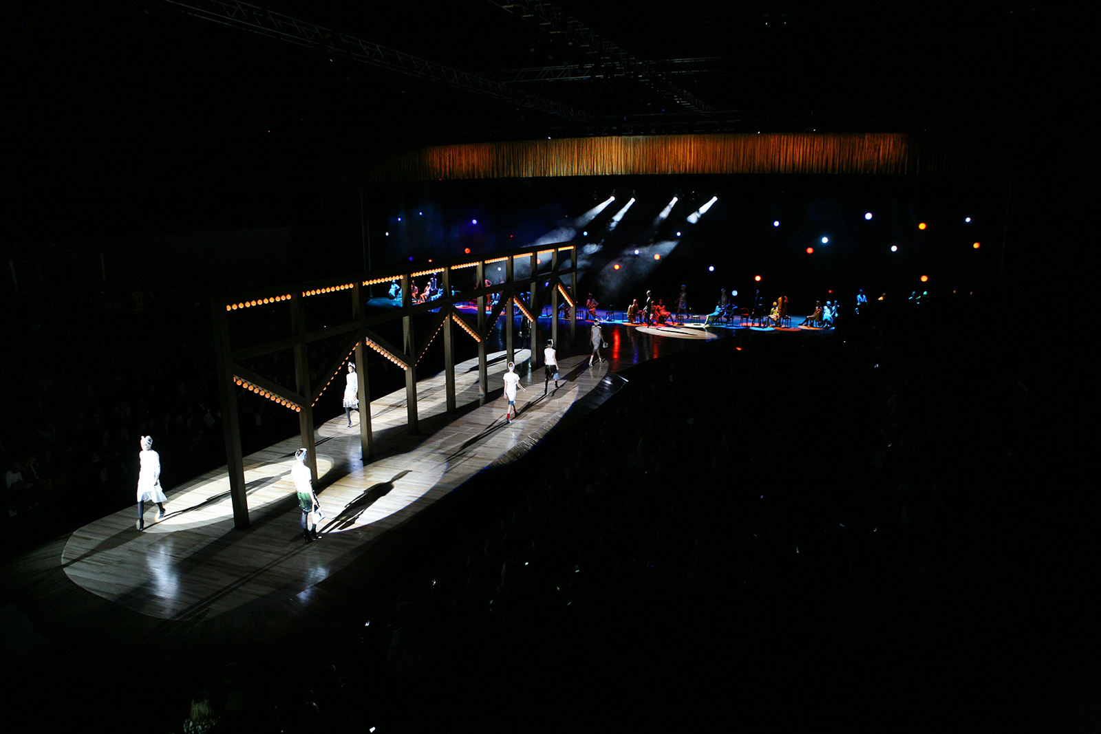 SBStudio_Fashion_Show_Marc_Jacobs_Spring_Summer_2012.jpg