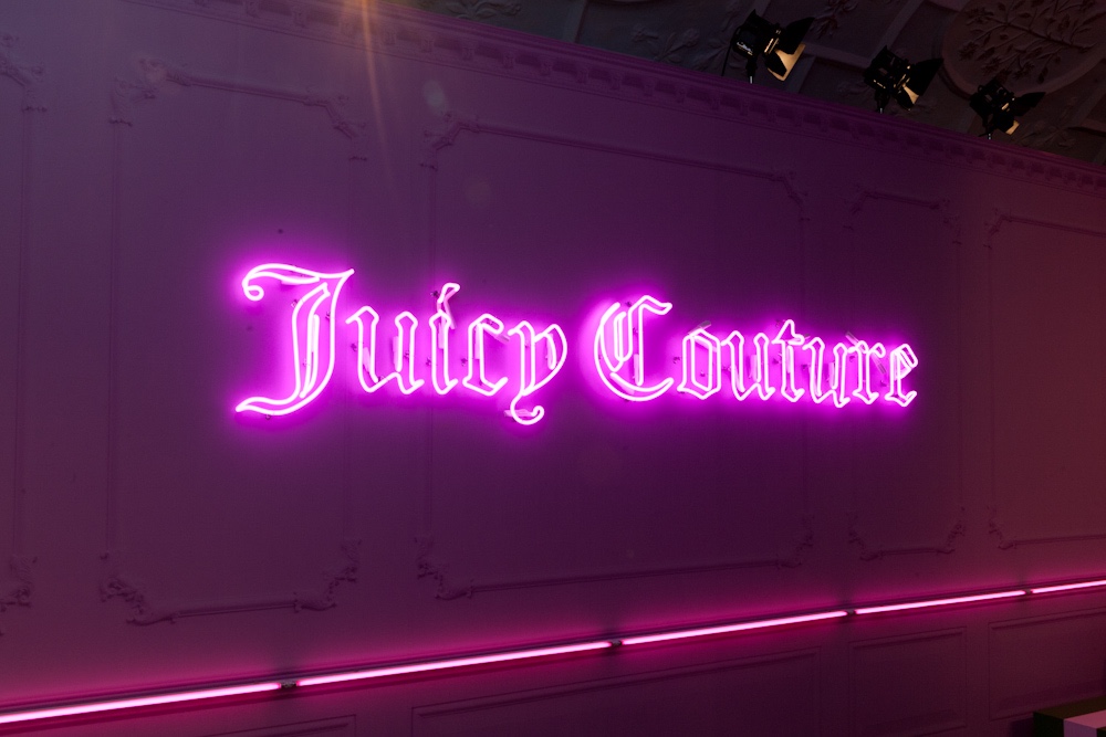 SBStudio_Fashion_presentation_Juicy_Couture_Spring_Summer_2012_3.jpg