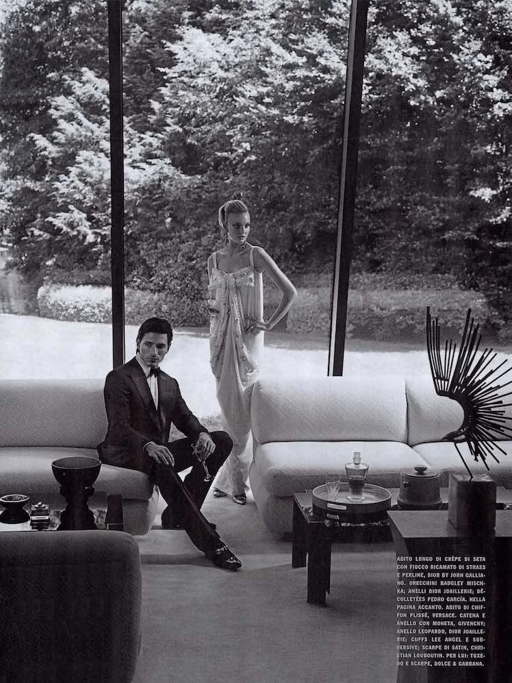 SBStudio_Editorial_Italian_Vogue_DEC_2007_Nathaniel_Goldberg_1.jpg