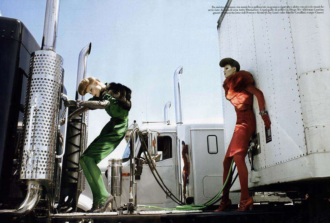 SBStudio_Editorial_Italian_Vogue_AUG_2007_Steven_Meisel_5.jpg