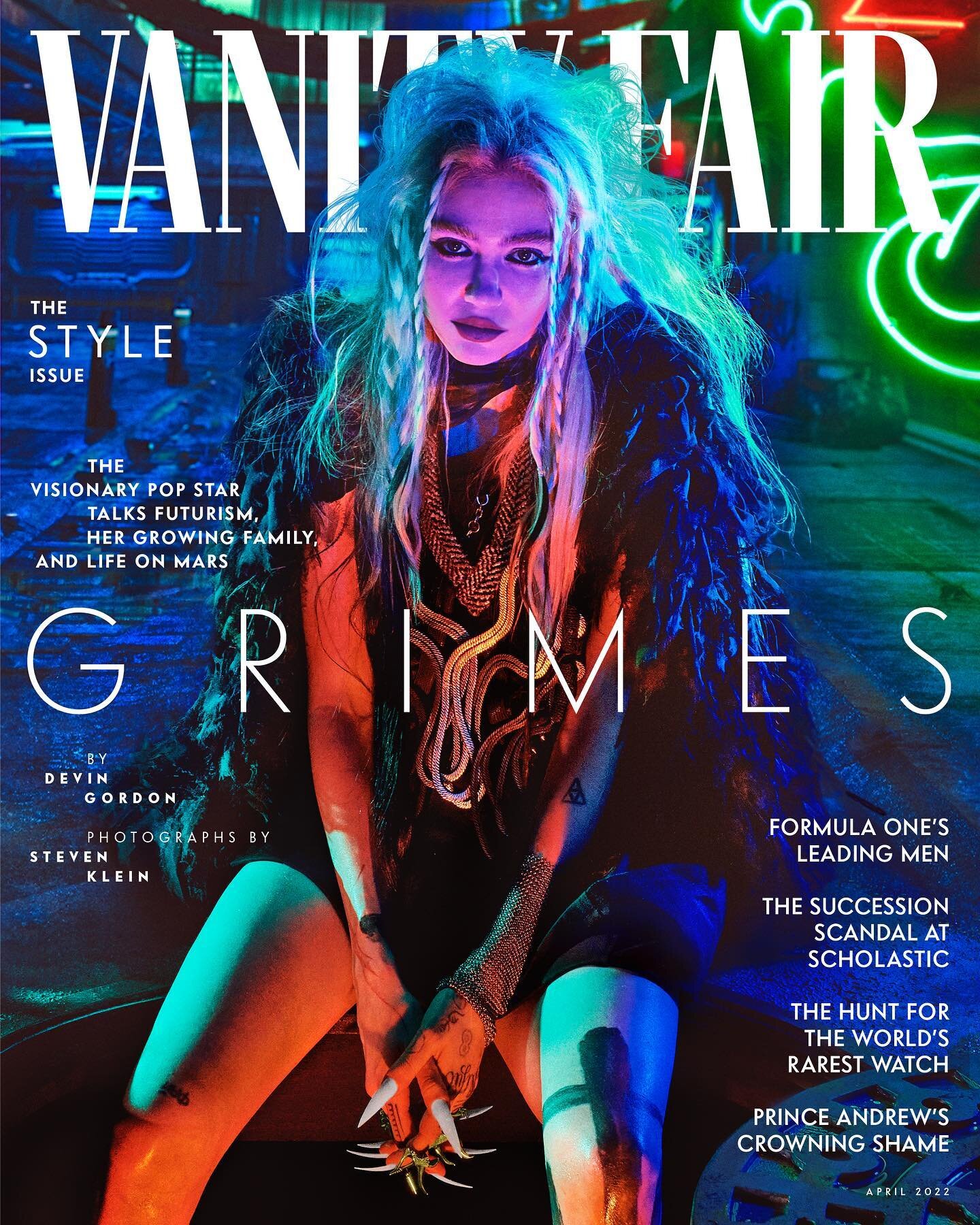 Planet Grimes
@grimes @vanityfair 
Photographs by @stevenkleinstudio 
Styled by @patti_wilson 
Set Design @stefanbeckman 
Lighting @nytelyte 
Hair by @garrennewyork 
Makeup by @kabukinyc 
Manicure by @nailsbymei 
Production by @thatoneproduction
@kir