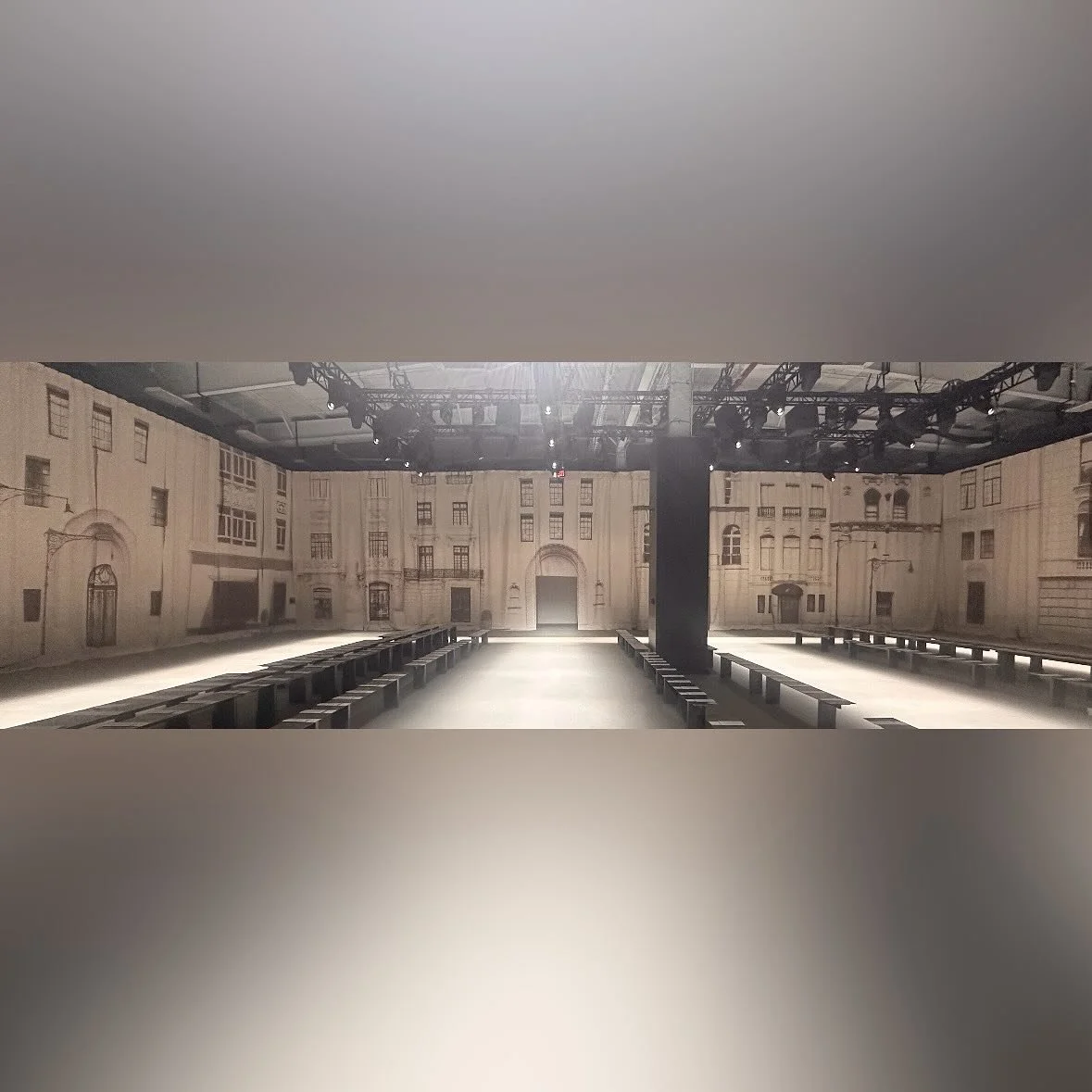 Coach SS26 @stuartvevers 

@coach 
#olivierrizzo
@guidopalau 
@patmcgrathreal
@ashleybrokaw 
@stefanbeckman 
@nickrenegade 
@fab.moretti_
@k_d_u_b_z
@kcdworldwide
@adiworldwide 
@breannemcnamee
@sciungan
@kadanpro
@oliphantstudio 
@duggalnyc