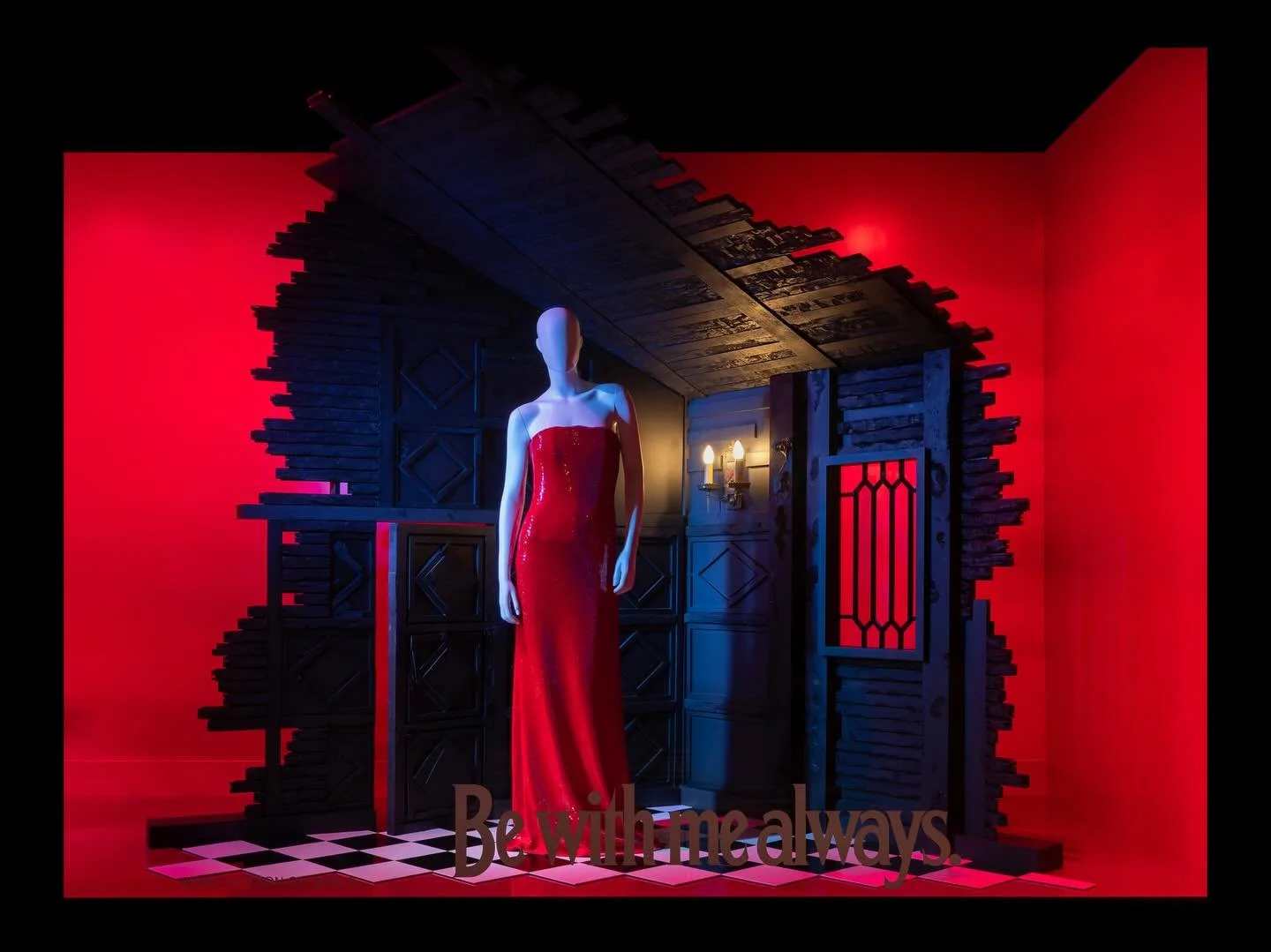 Wuthering Heights x Bloomingdale&rsquo;s 
@wutheringheightsmovie @bloomingdales 
@klharter @millenniumsignsdisplay