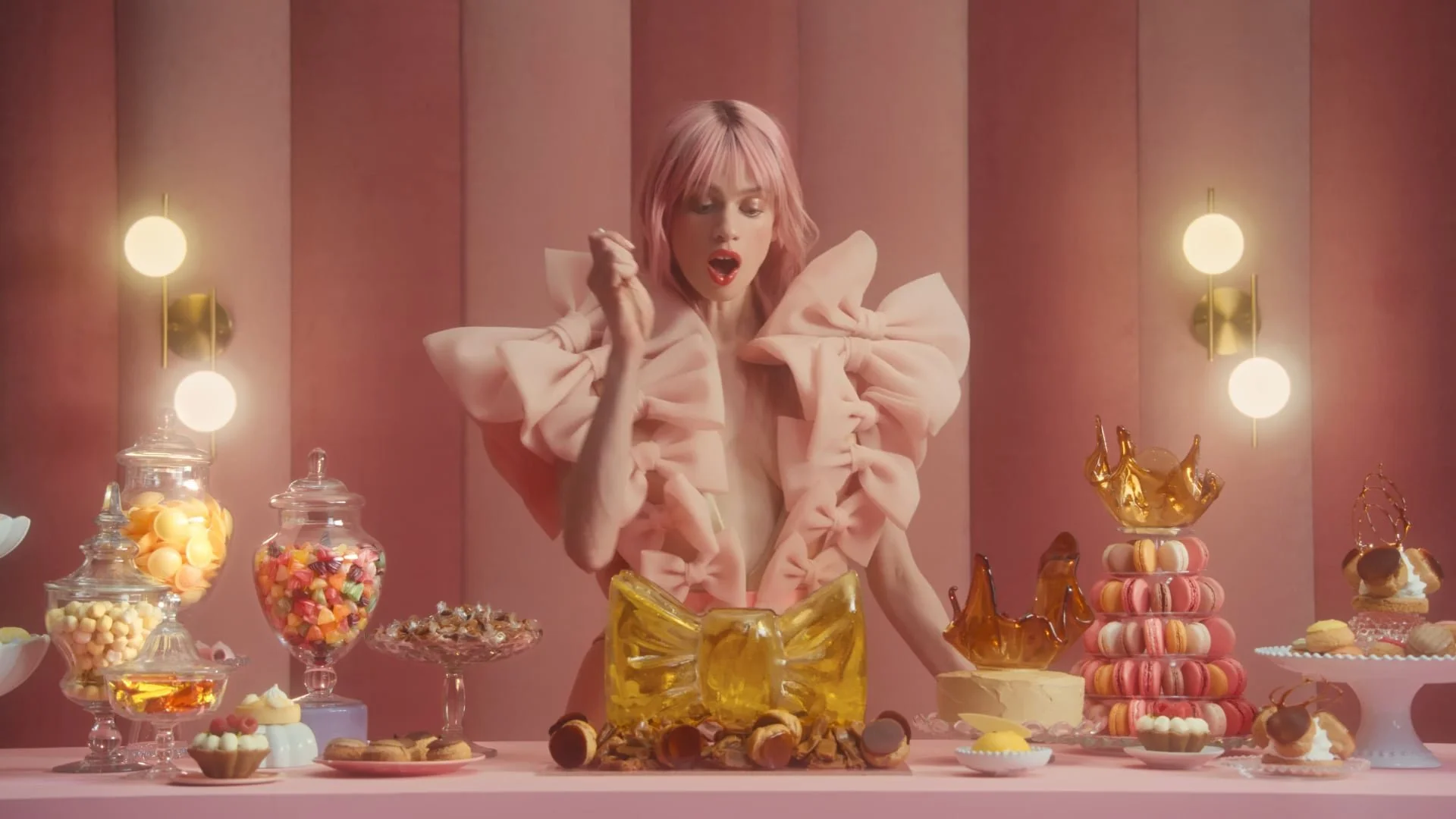 Viktor & Rolf - The Bonbon Collection