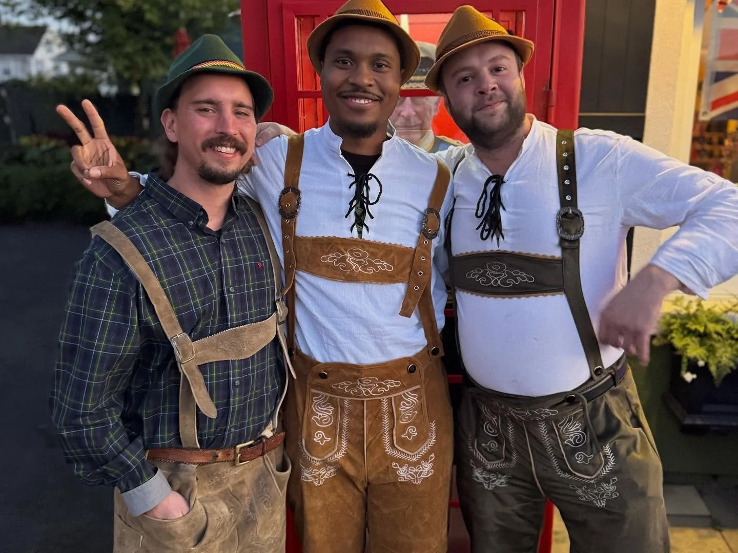 The boys are back in town! Day two of Oktoberfest at Gruel Britannia fairfield. Join us for the festivities and some great food till the end of the week! Come and get your wieners!

#oktoberfest #fairfield #food #westport #foodie #festive