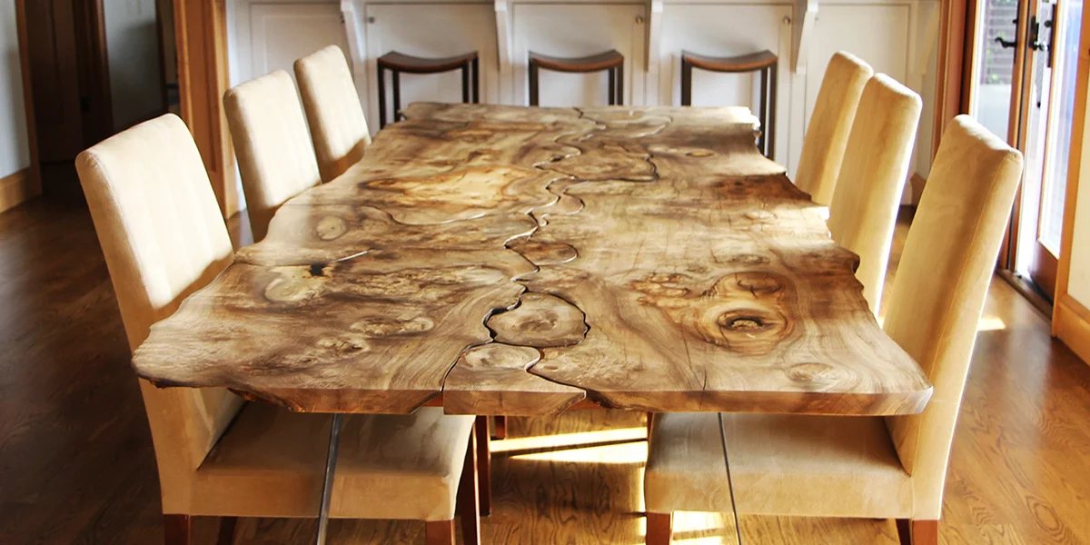 History: Unique live edge table