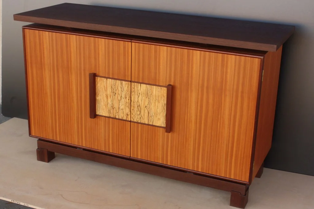 13_06_25 Tahle's Credenza 01.jpg
