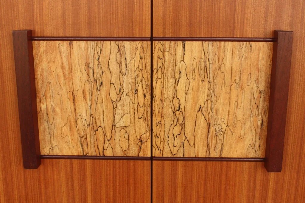 13_06_25 Tahle's Credenza 03.jpg