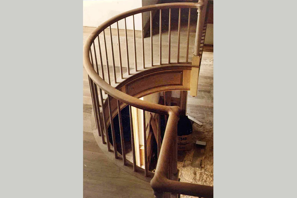 1986-4/1 Balustrade, Lexington KY