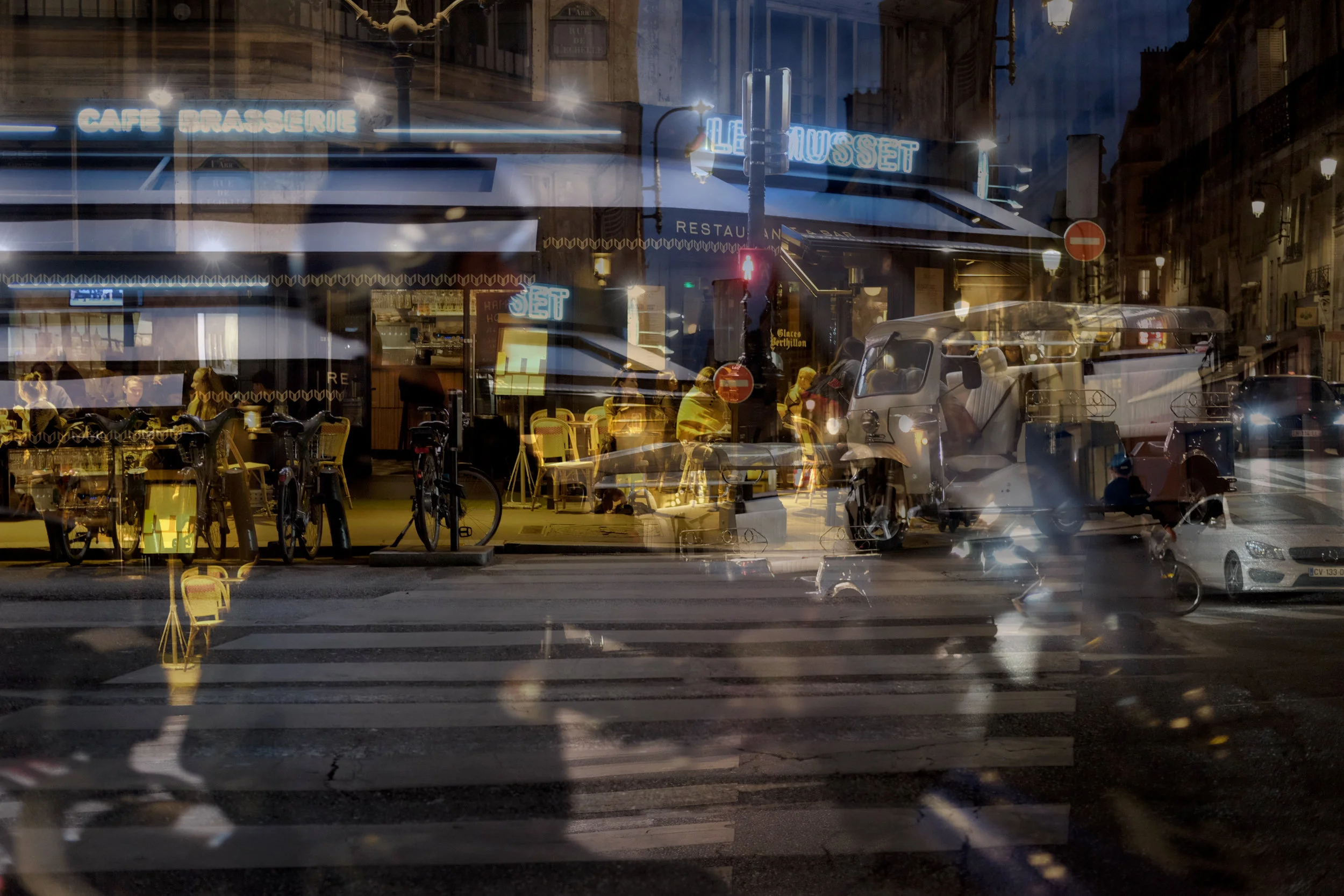 ITSOK#15 - Night coffee in paris
